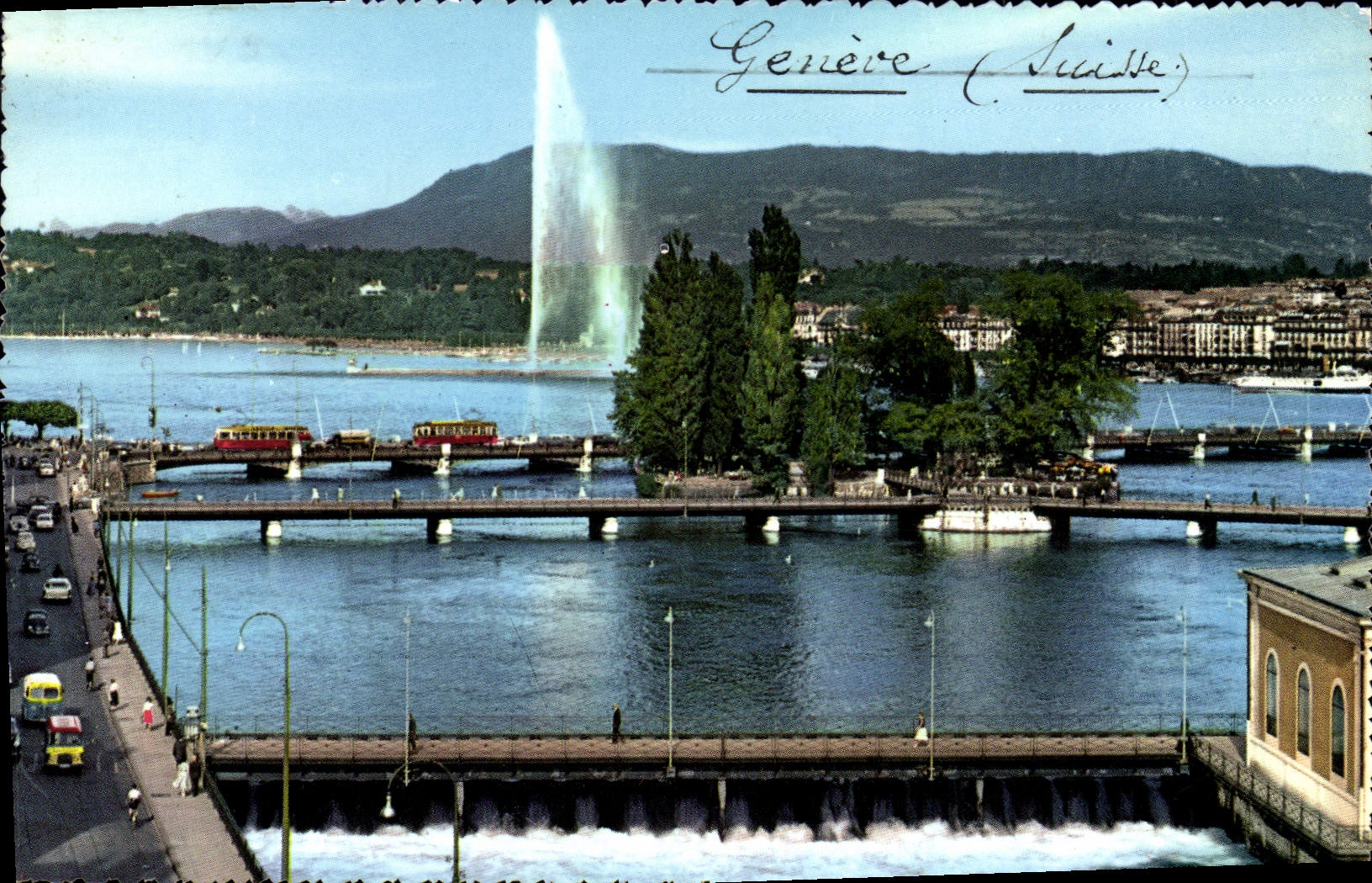 CPM Geneve Le Rhone les ponts et les jets d'eau 