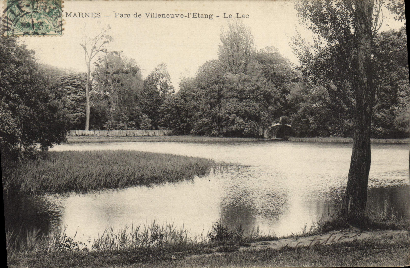 CPA Marnes Parc de Villeneuve l'Etang