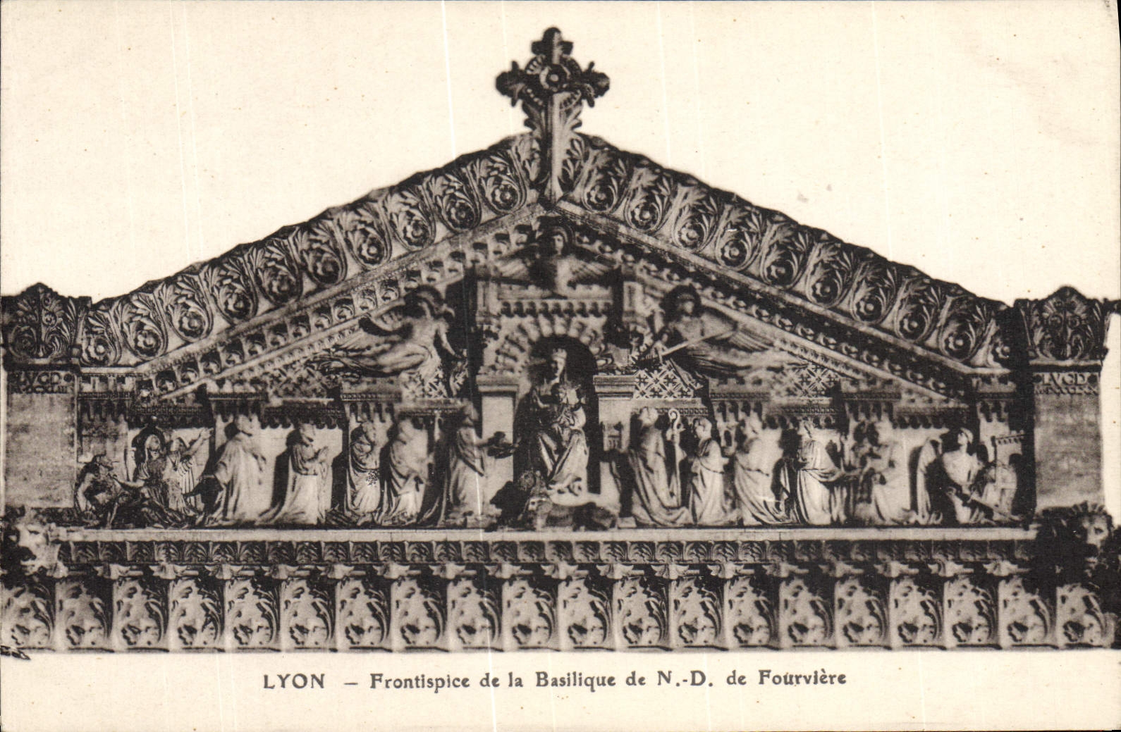 CPA Lyon Frontispice de la Basilique de Notre Dame de Fourviere