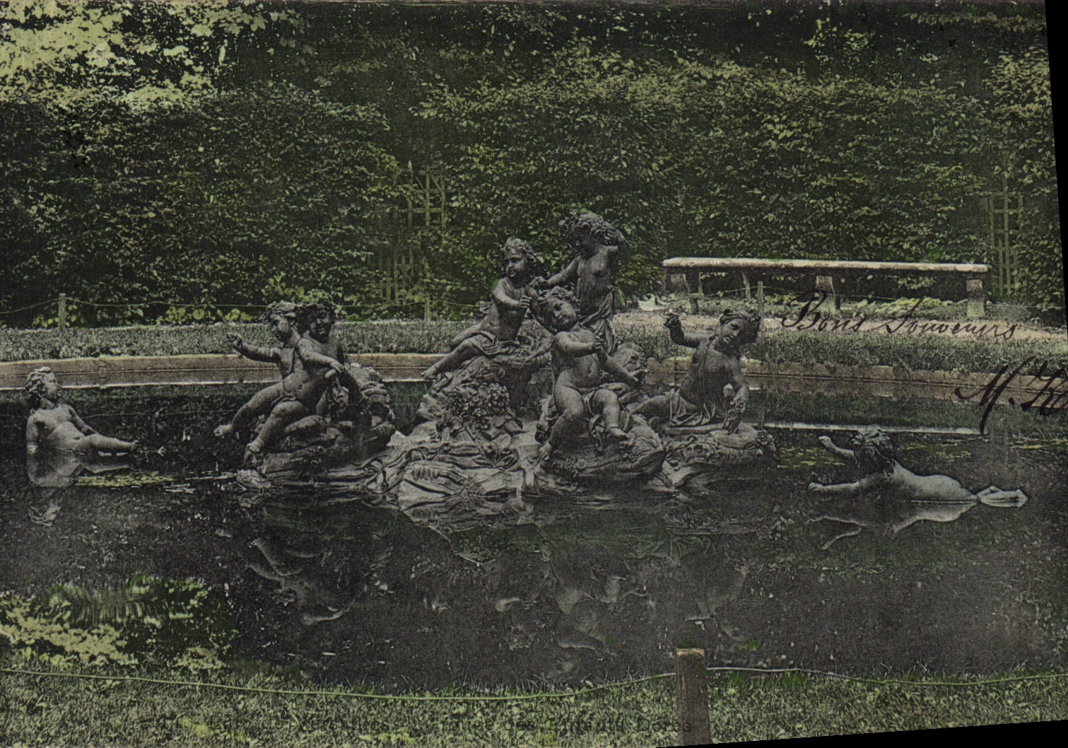 VINTAGE POSTCARD Versailles