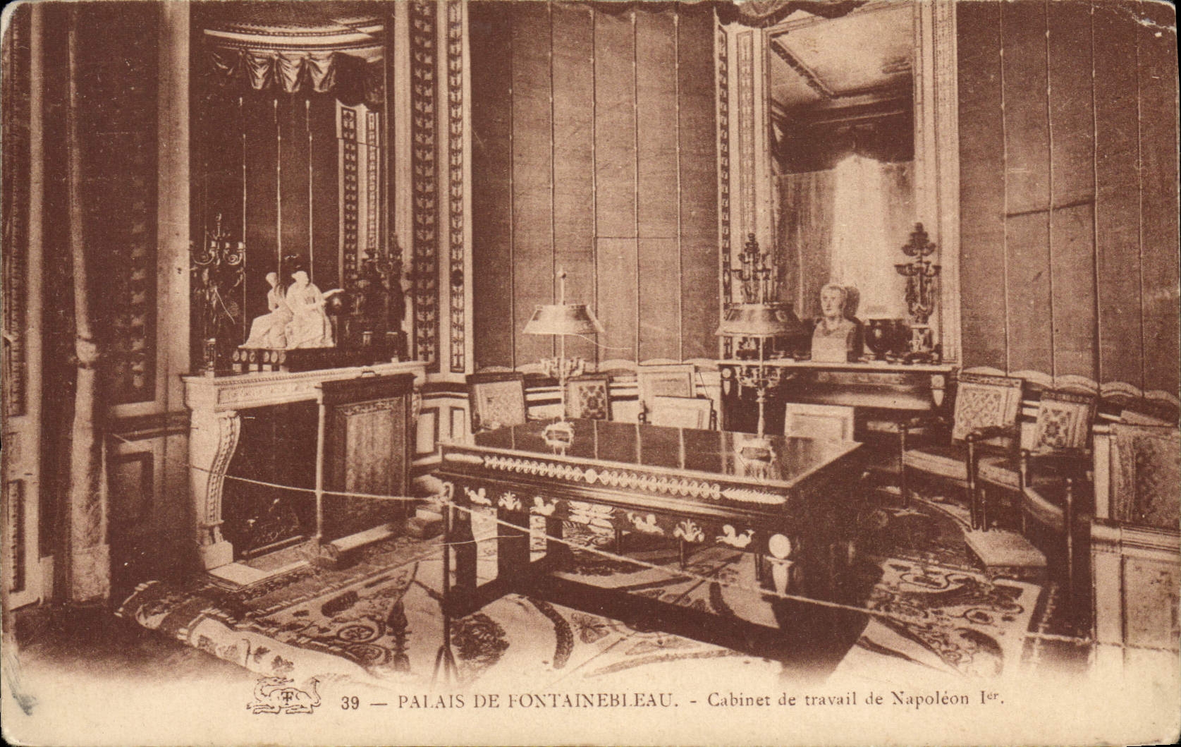 CPA Palais De Fontainebleau Cabines de Travail de Napoleon 1er