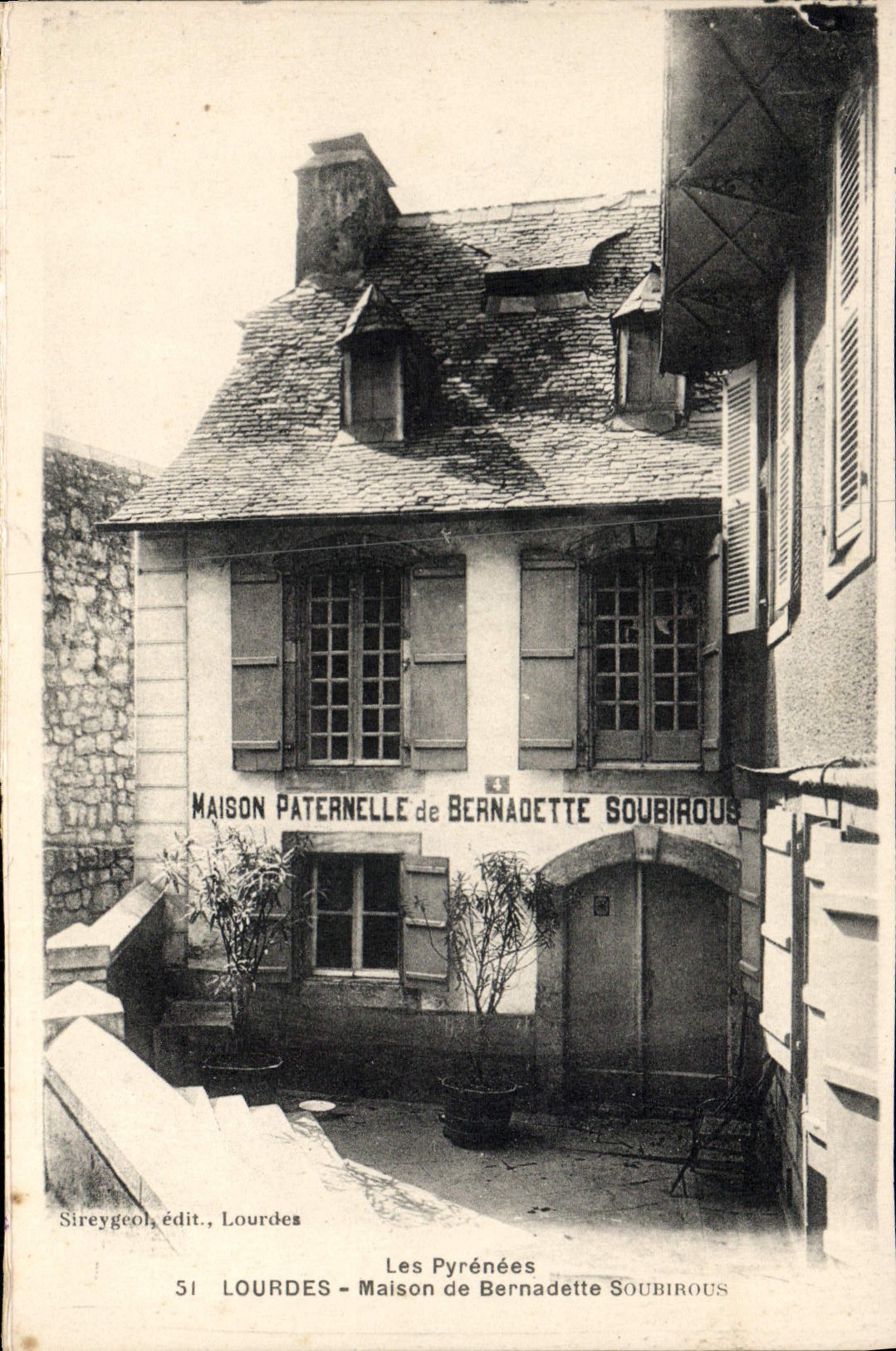 Casa pesada de la POSTAL de la VENDIMIA de Bernadette Soubirous