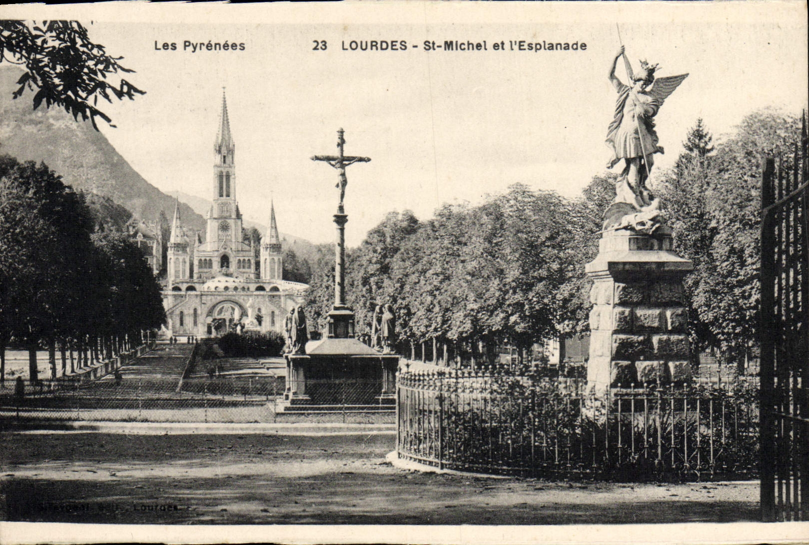 St pesado Miguel de la POSTAL de la VENDIMIA y explanada de I