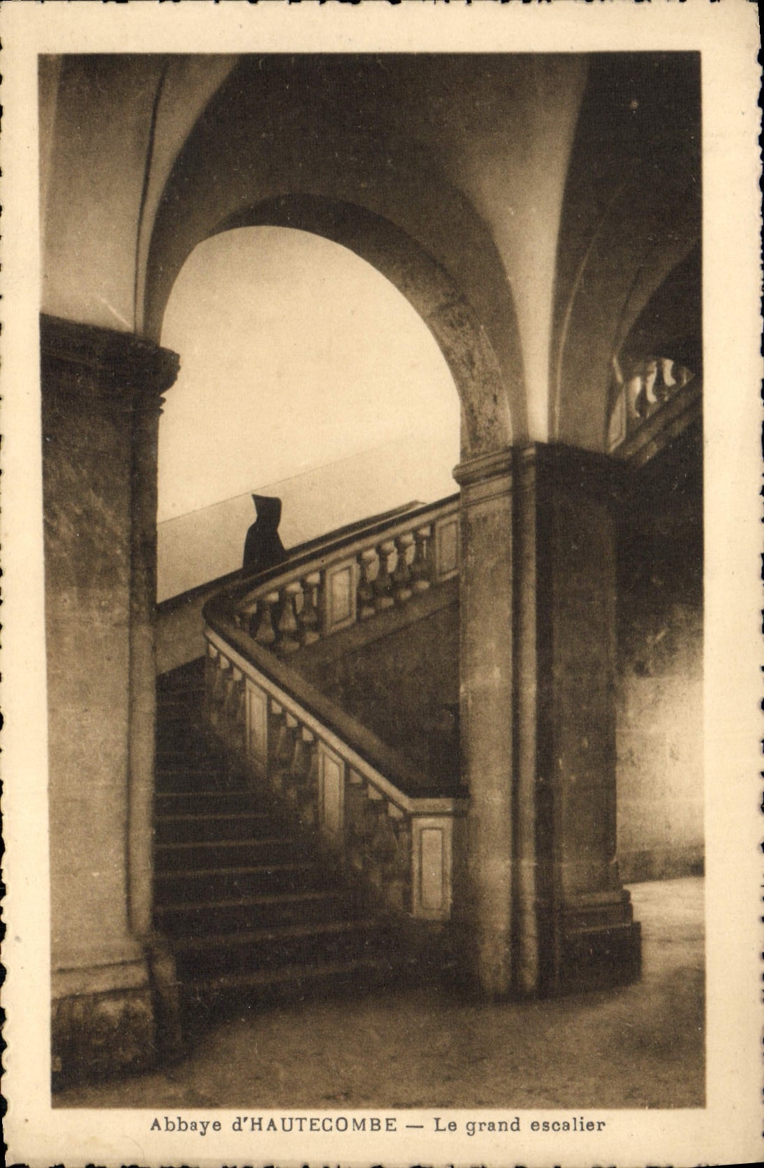 VINTAGE POSTCARD Abbey D' Hautecombe the Large Staircase