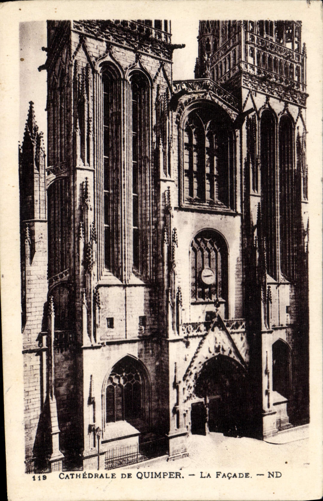 VINTAGE POSTCARD Cathedral Of Quimper the Frontage