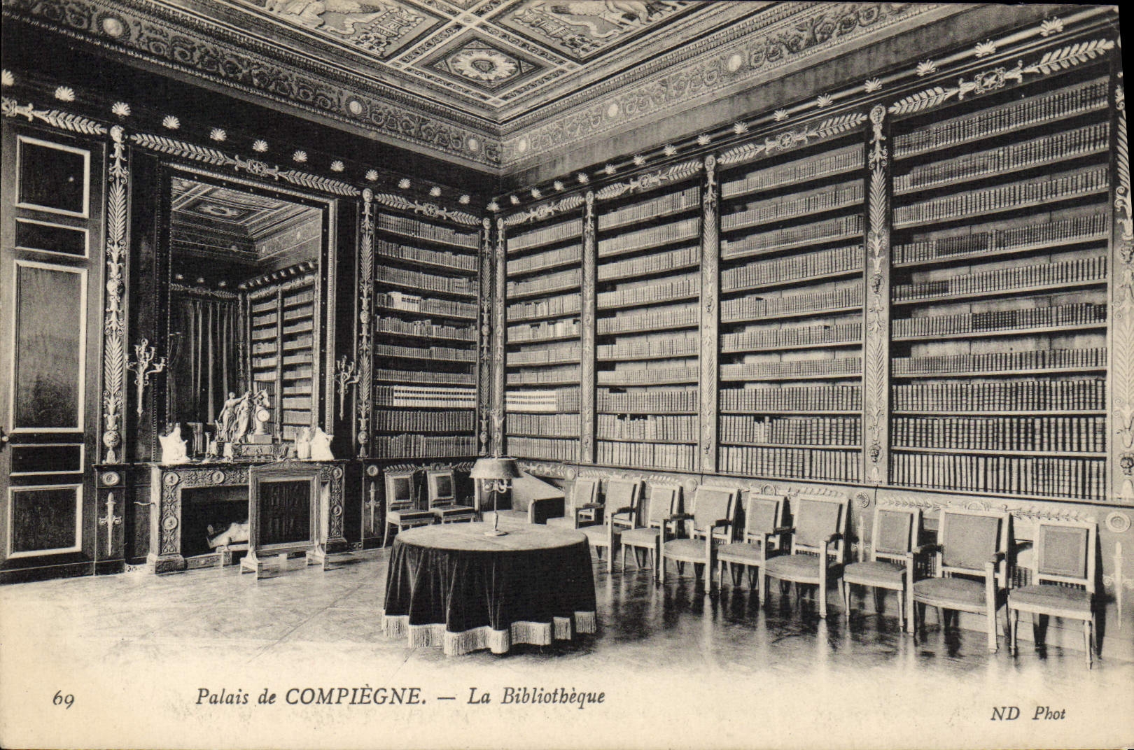 Paladar de la POSTAL de la VENDIMIA de Compiegne la biblioteca