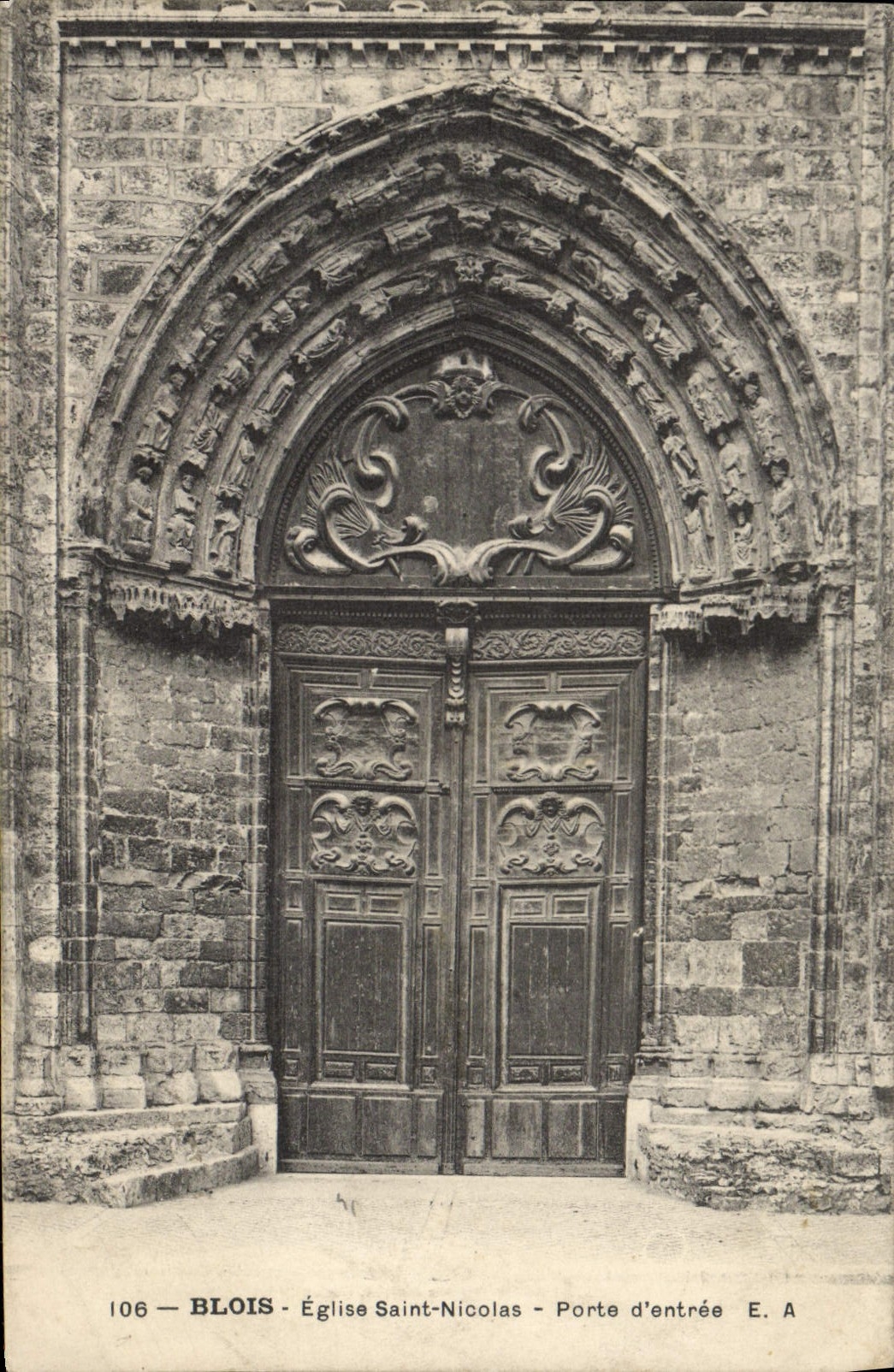 CPA Blois Eglise Saint Nicolas Porte D'Entree