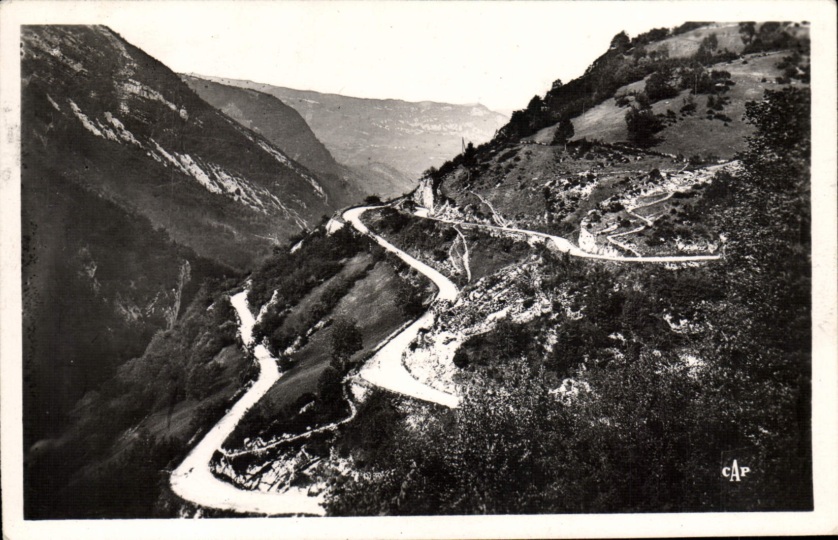 VINTAGE POSTCARD St Claude Route Of St Claude has Geneva the laces of Septmoncel