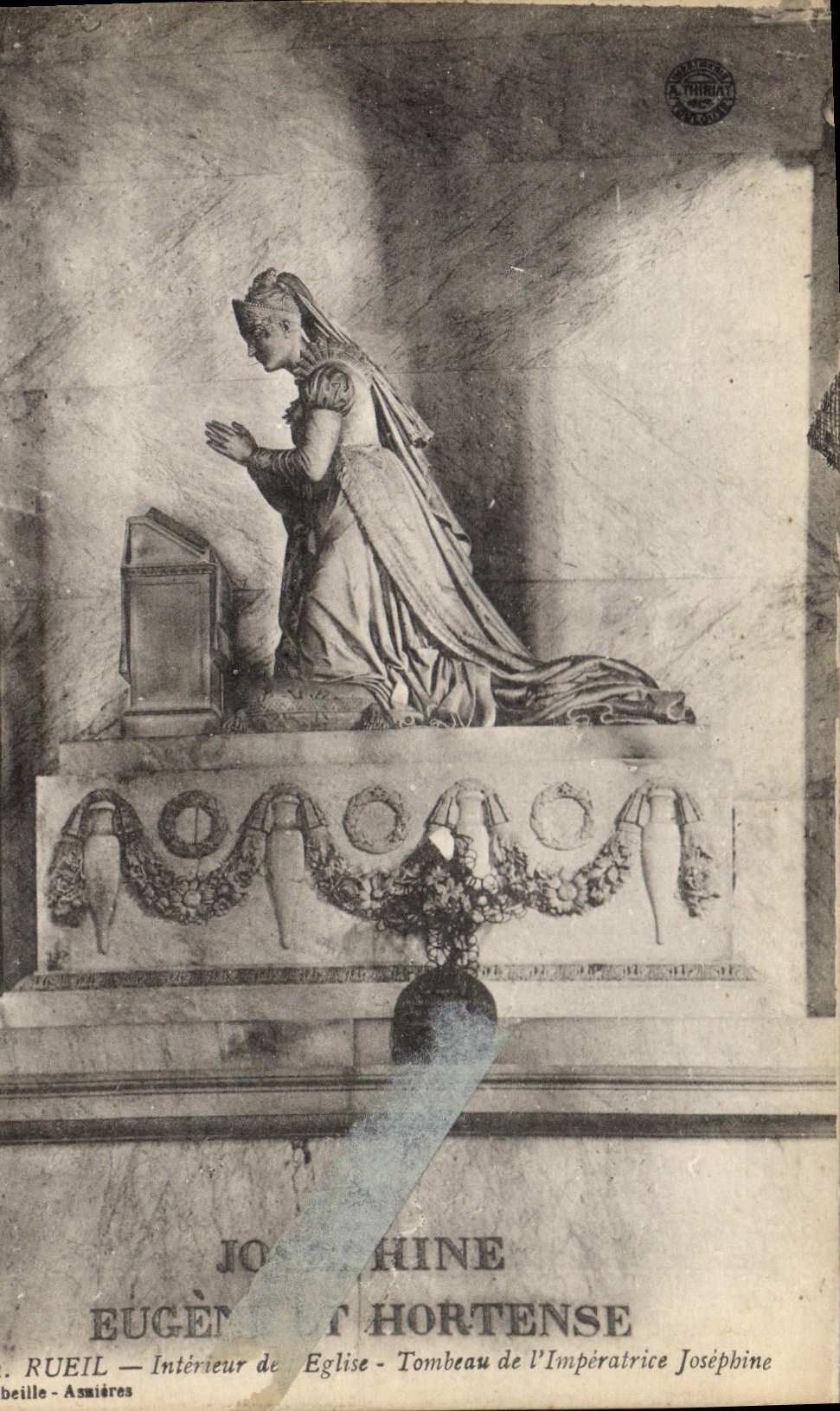 CPA Rueil Interieur De Eglise Tombeau de l'imperatrice Josephine