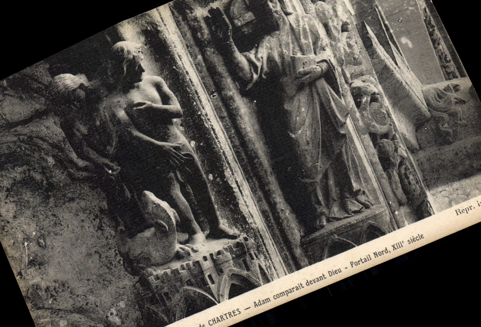 CPA Cathedrale De Chartres Adam comparait devant Jesus Portail Nord