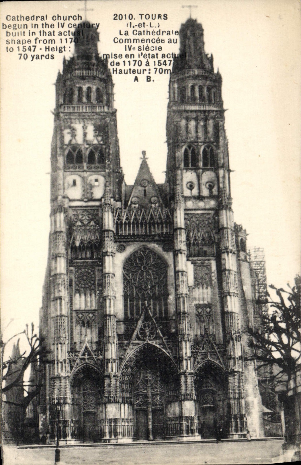 CPA Tours La Cathedrale