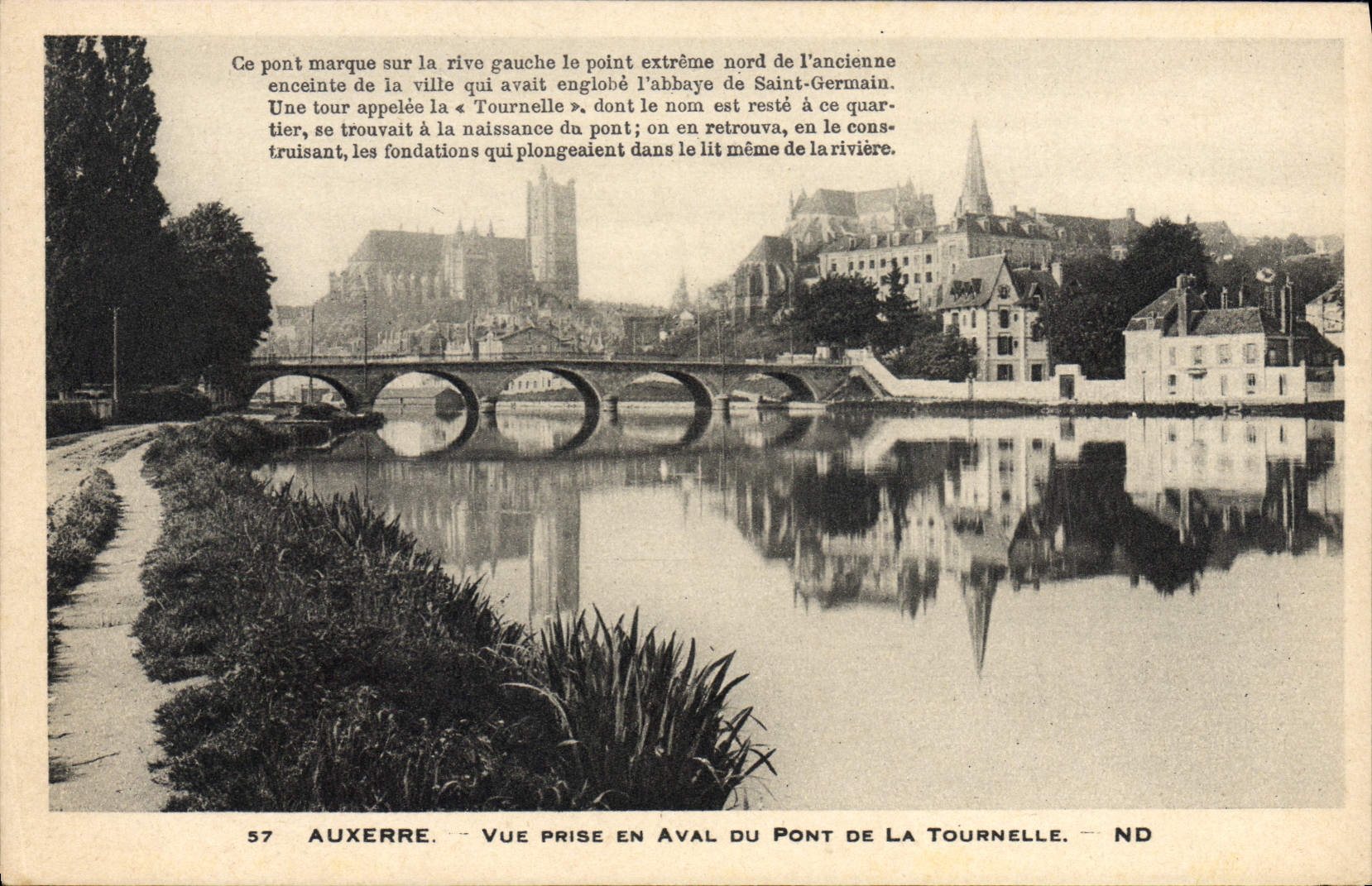 CPA Auxerre Vue Prise En Aval Du Pont De La Tournelle