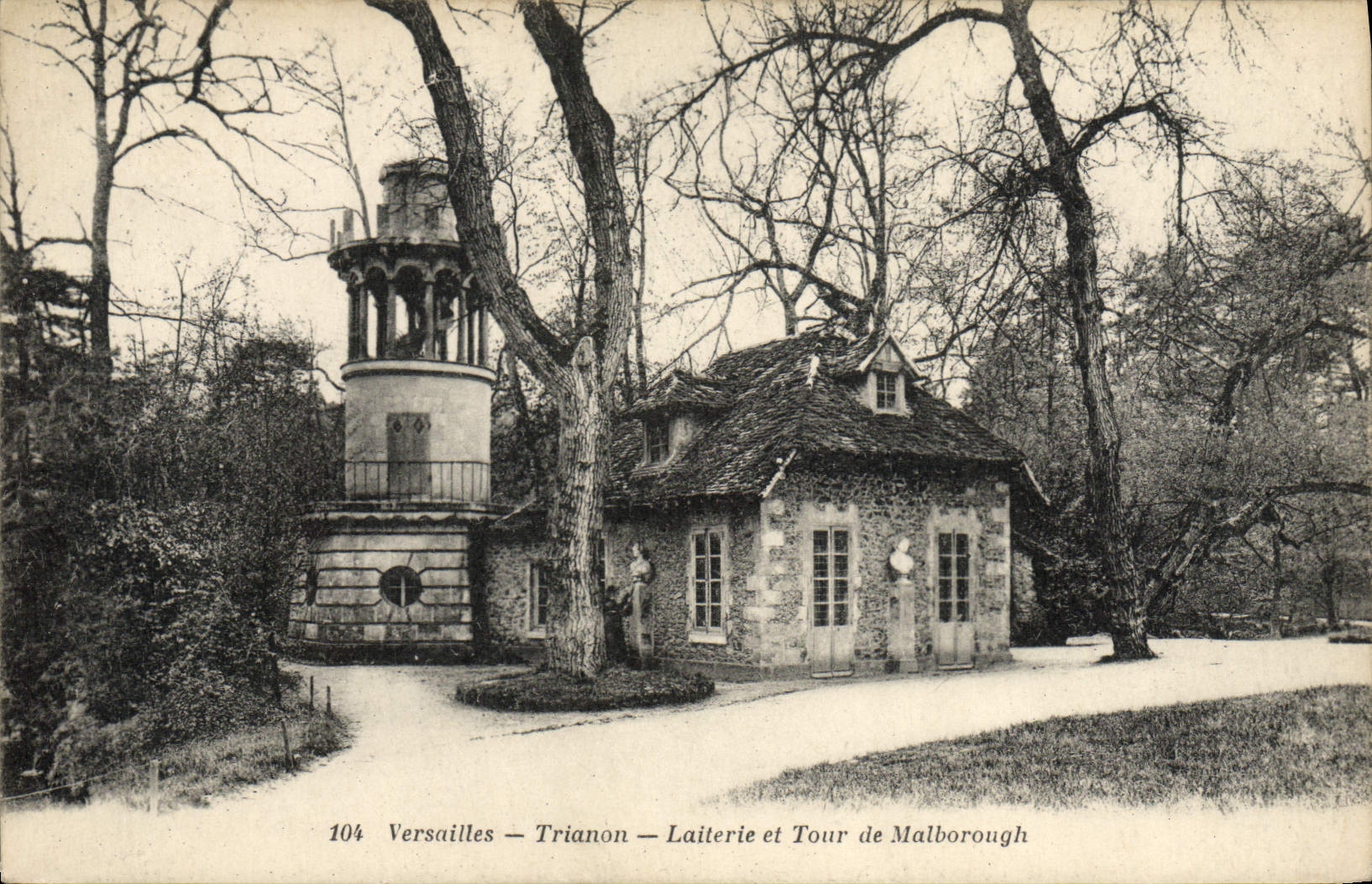 VINTAGE POSTCARD Versailles Trianon Dairy And Tour De Malborough