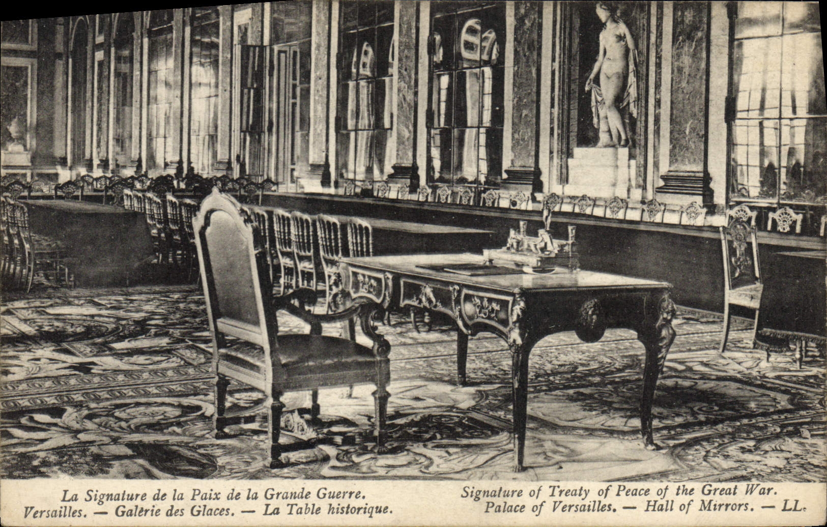 VINTAGE POSTCARD Versailles Gallery ds ices the historical table