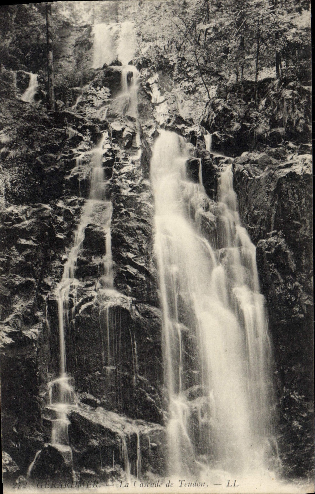 VINTAGE POSTCARD Cascadle De Teudon Gerardmer