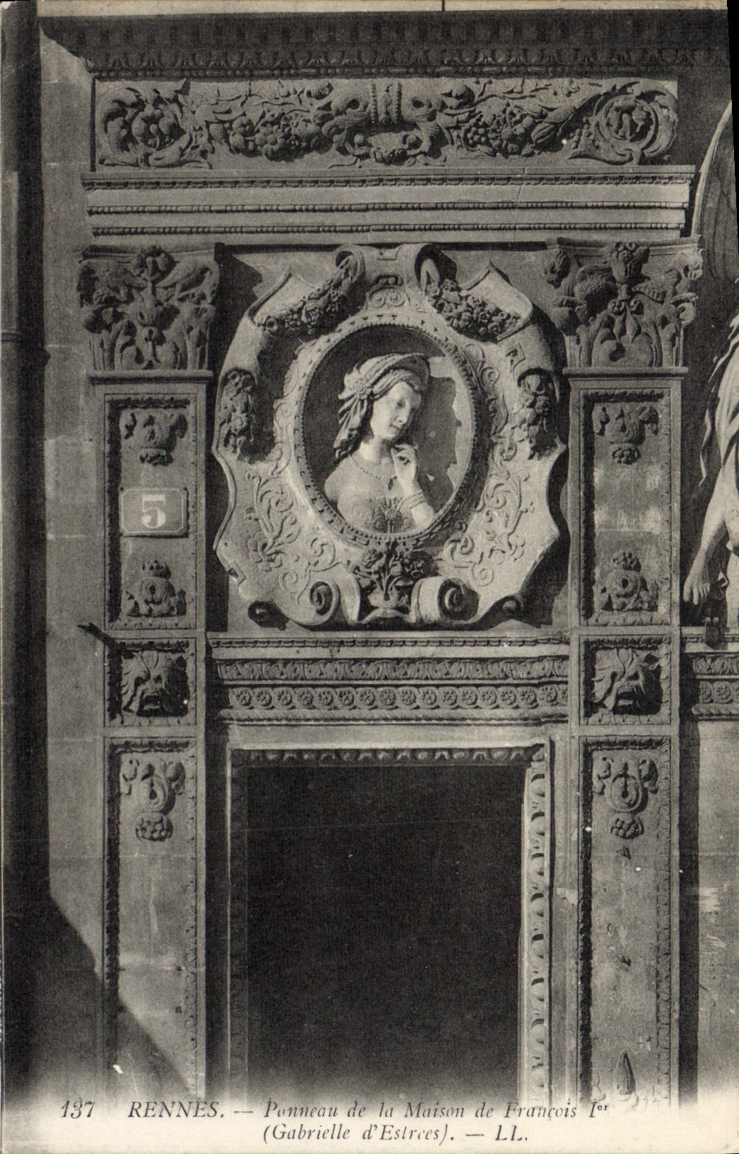 CPA Rennes Panneau De La Maison De Francois 1er Gabrielle d'Estrees