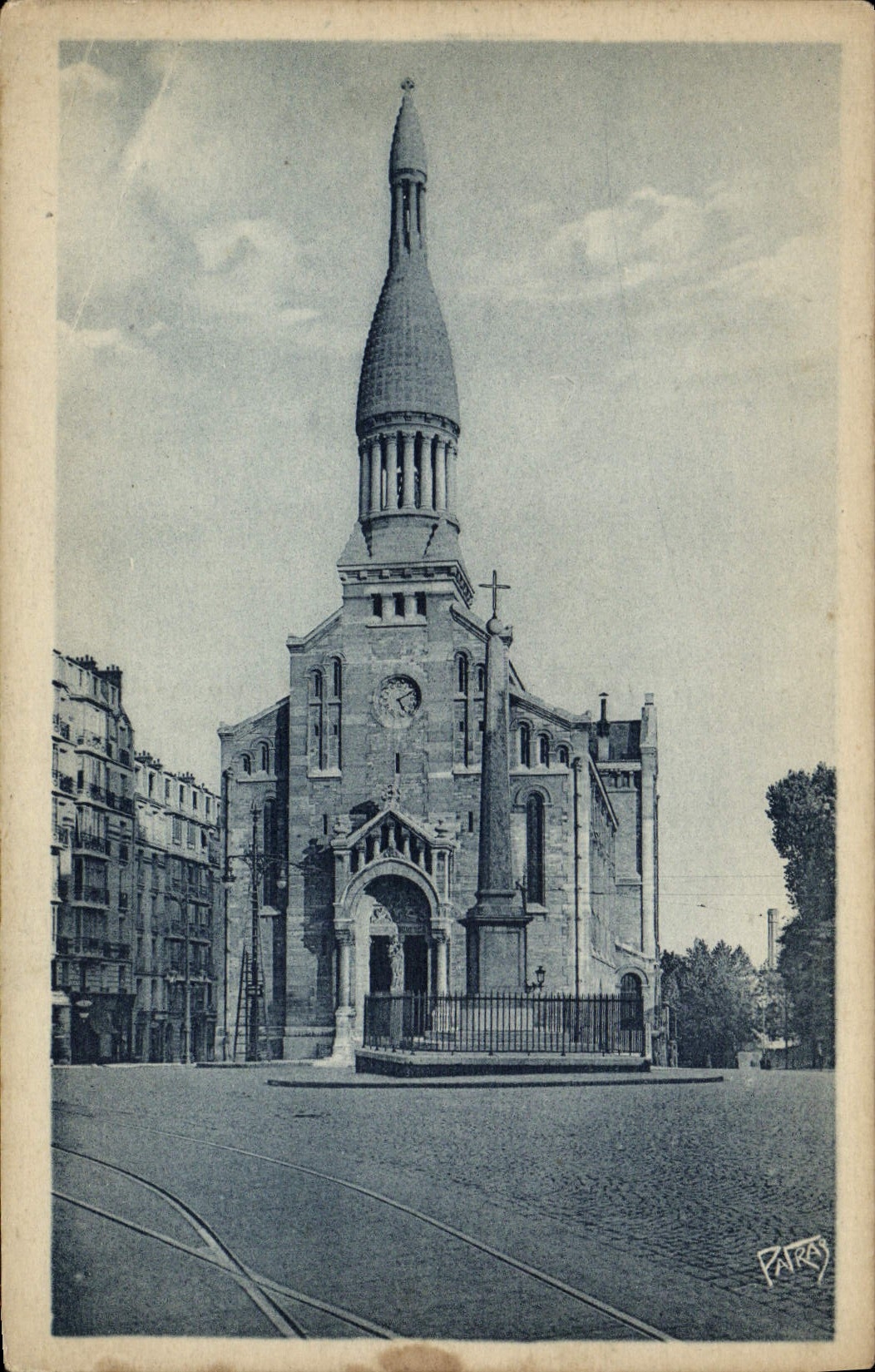 VINTAGE POSTCARD Paris Church ND of Auteuil