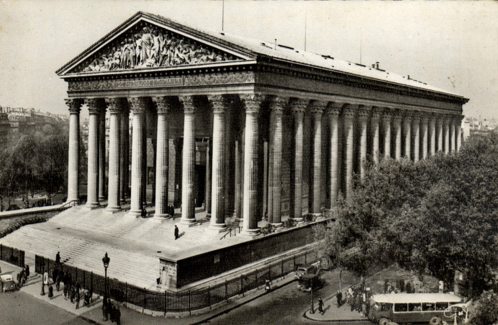 CPM Paris Eglise De La Madeleine