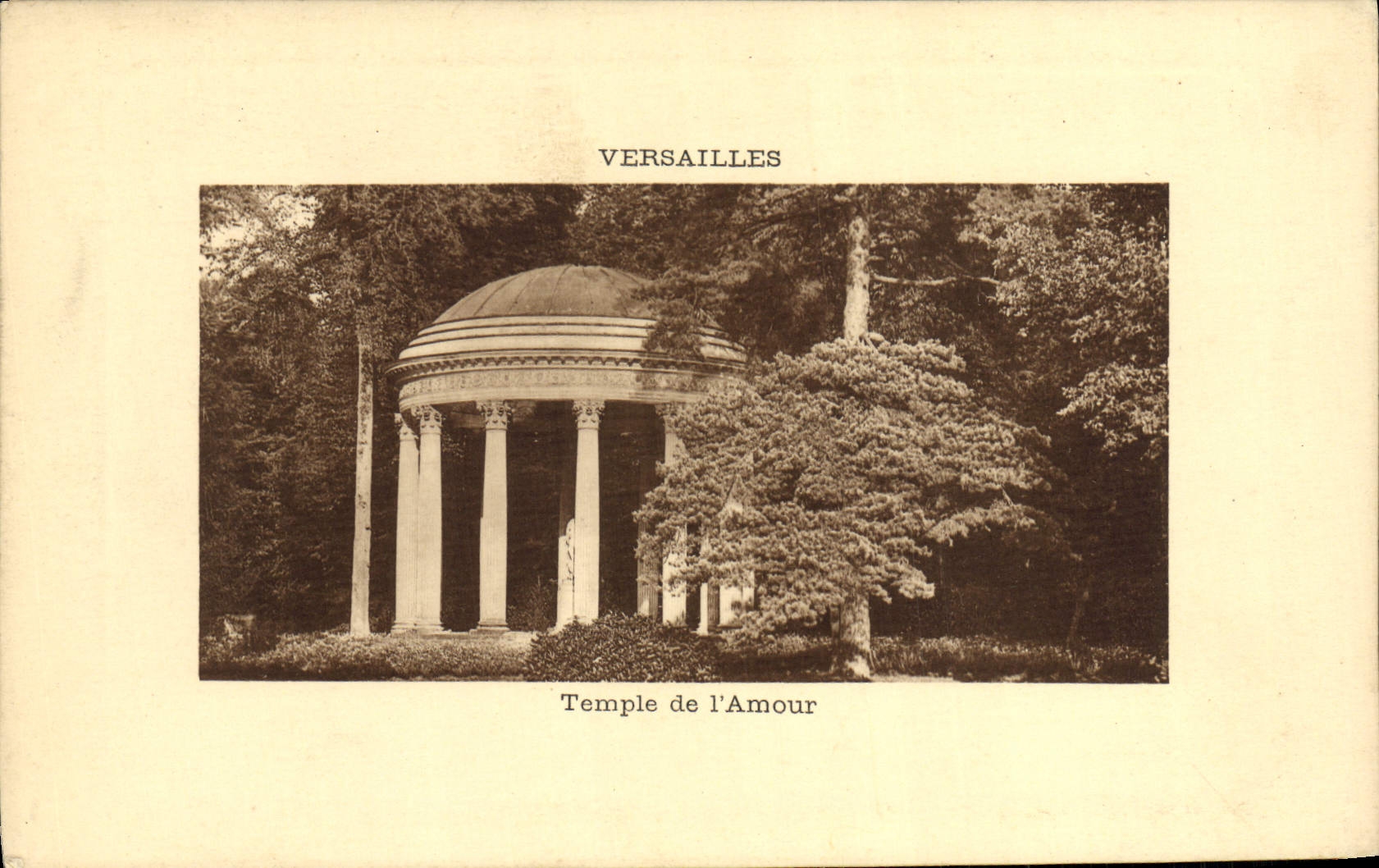 VINTAGE POSTCARD Versailles Temple of the love