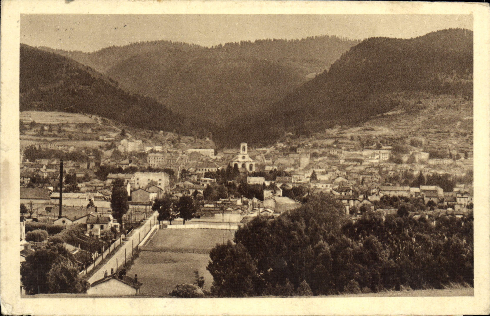 VINTAGE POSTCARD Oyonnax View