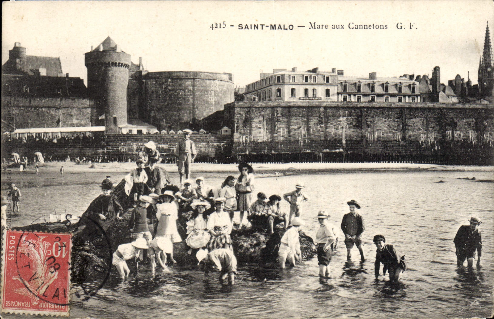 VINTAGE POSTCARD Holy Malo Pond with the Ducklings Children