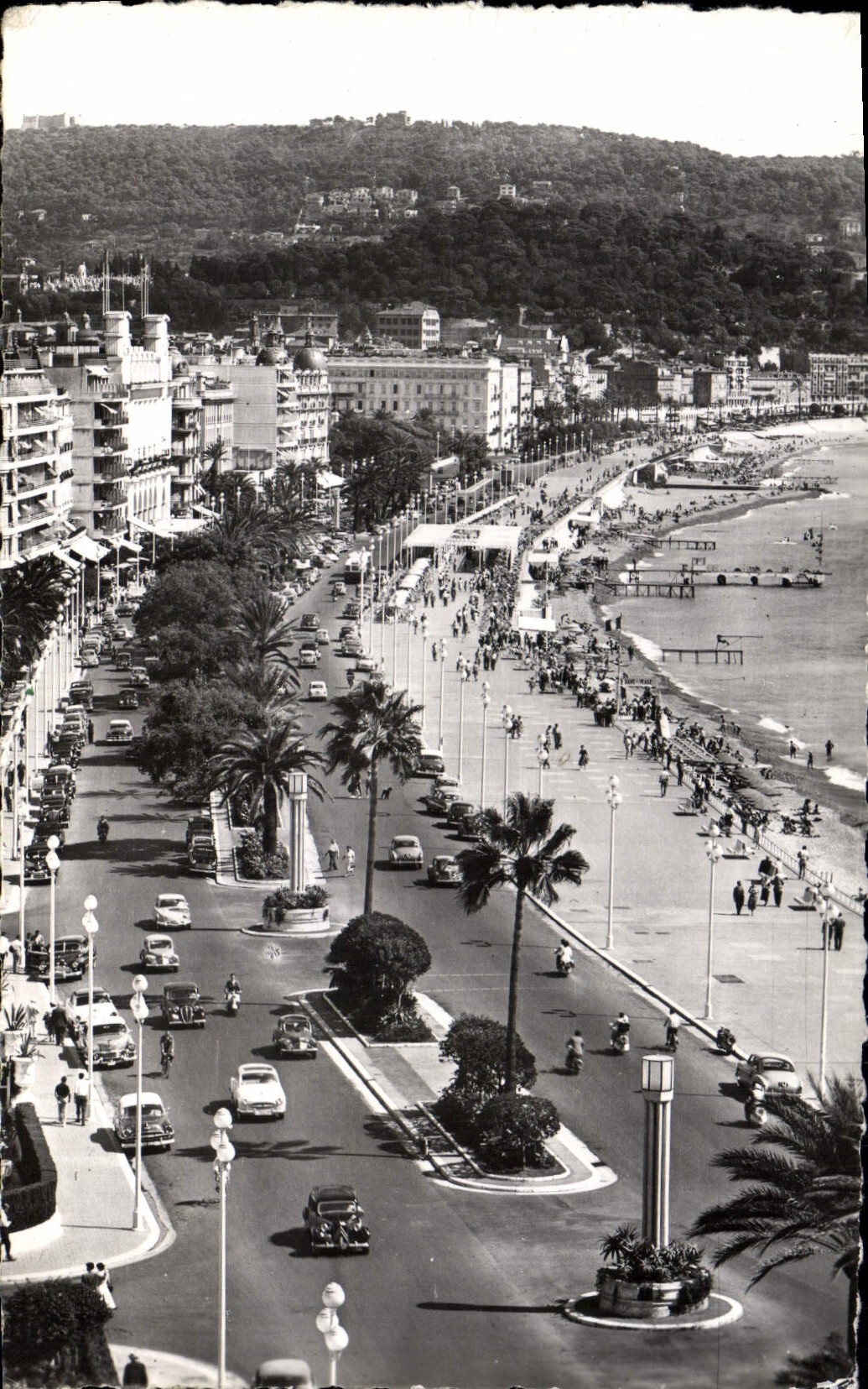 CPM Nice La Promenade Des Anglais