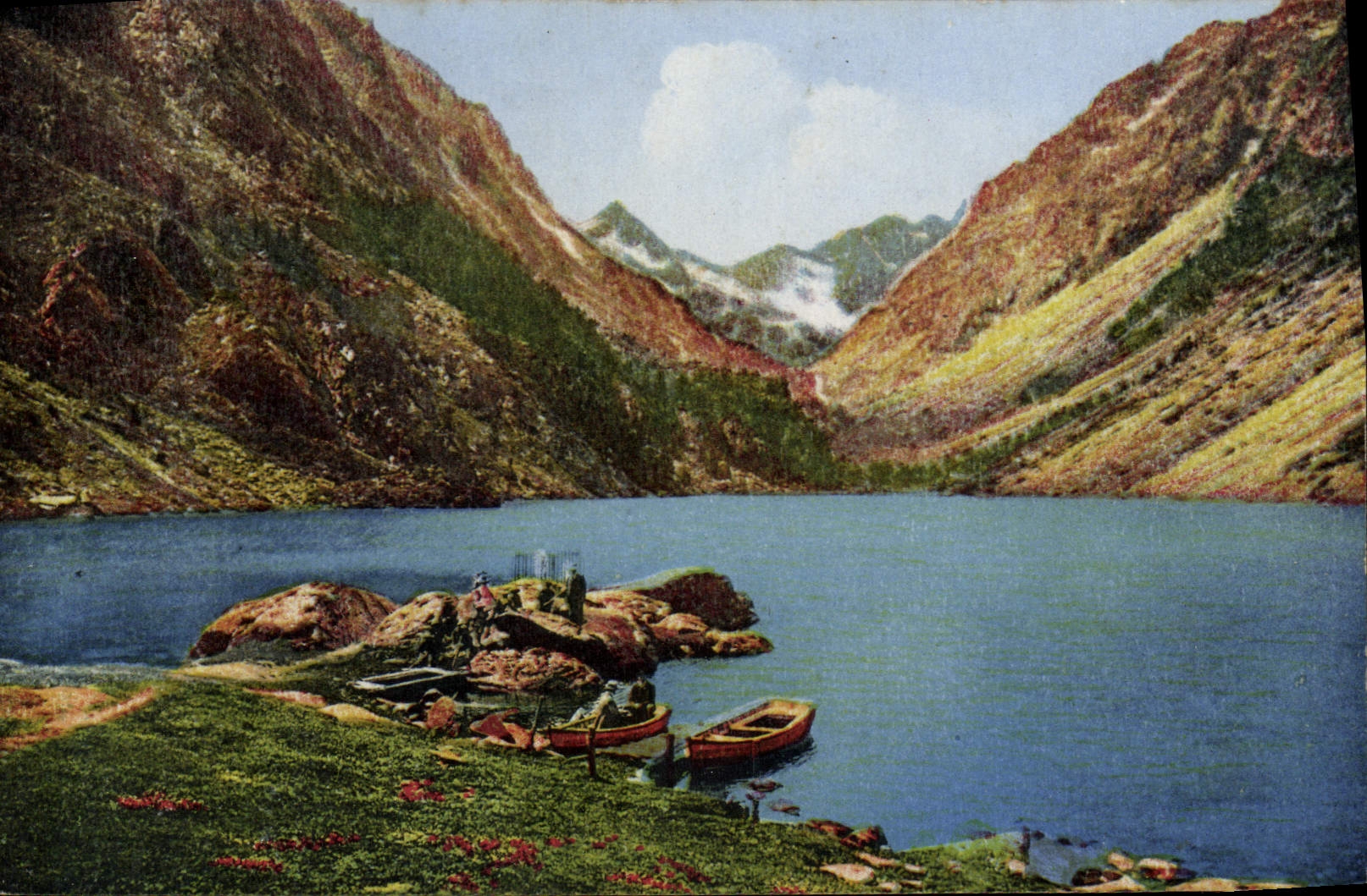 VINTAGE POSTCARD Cauterets the Lake Gaube