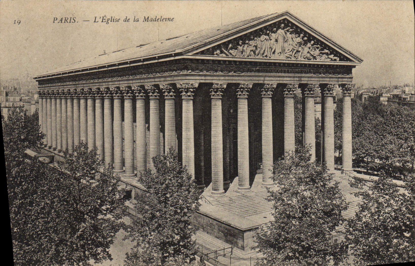 CPA Paris L'Eglise de la Madeleine