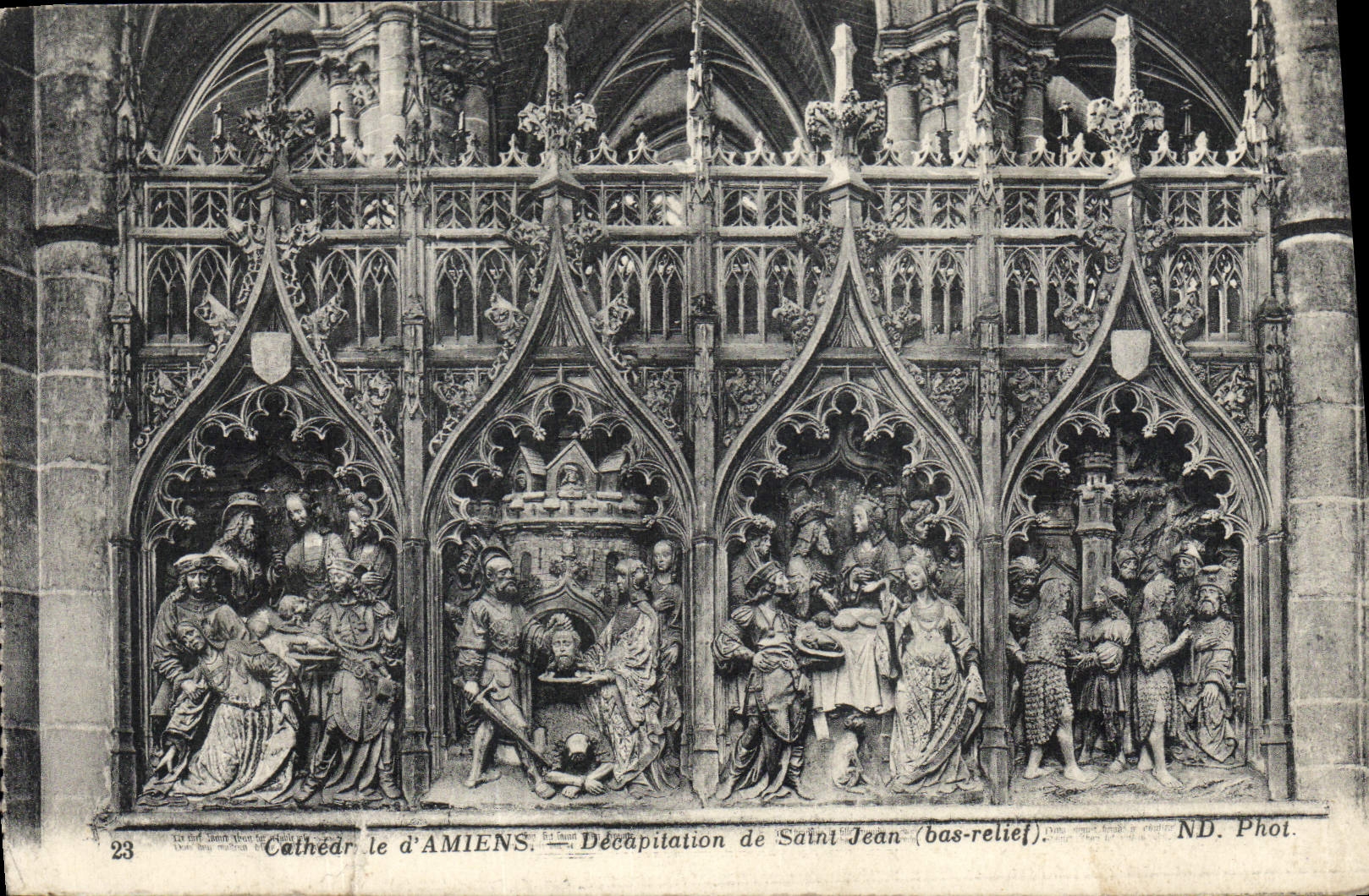 VINTAGE POSTCARD Cathedr of Amiens Decapitation of Jean Saint