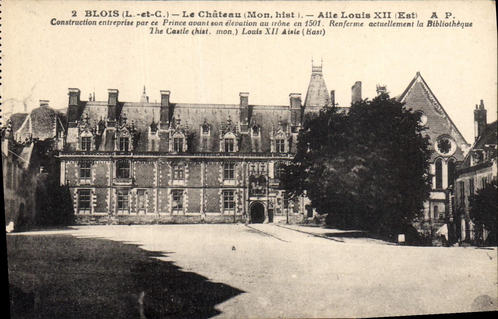 CPA Blois Le Chateau Aile Louis XII
