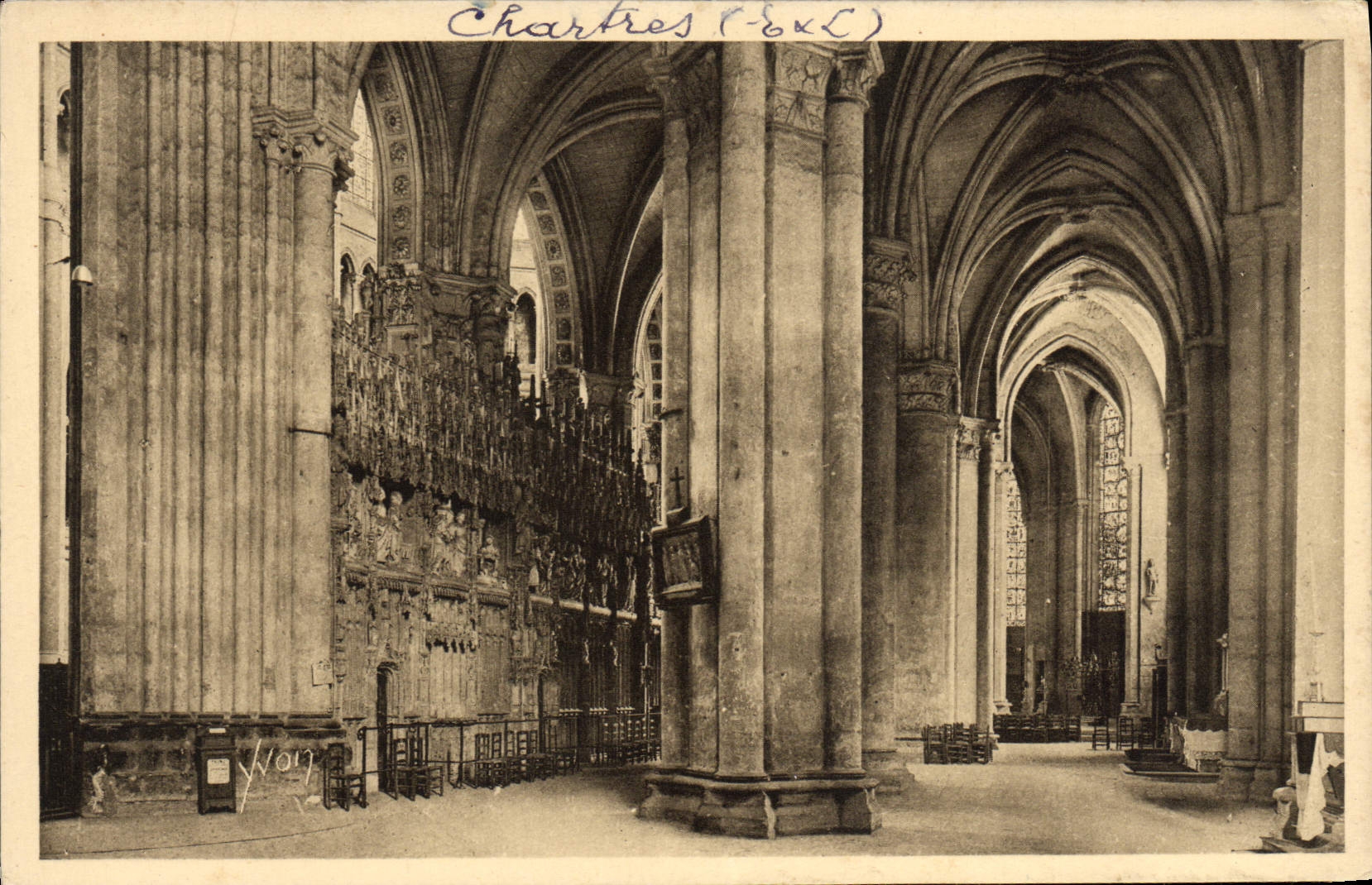 CPA Chartres Cathedrale Le Tour du Choeur