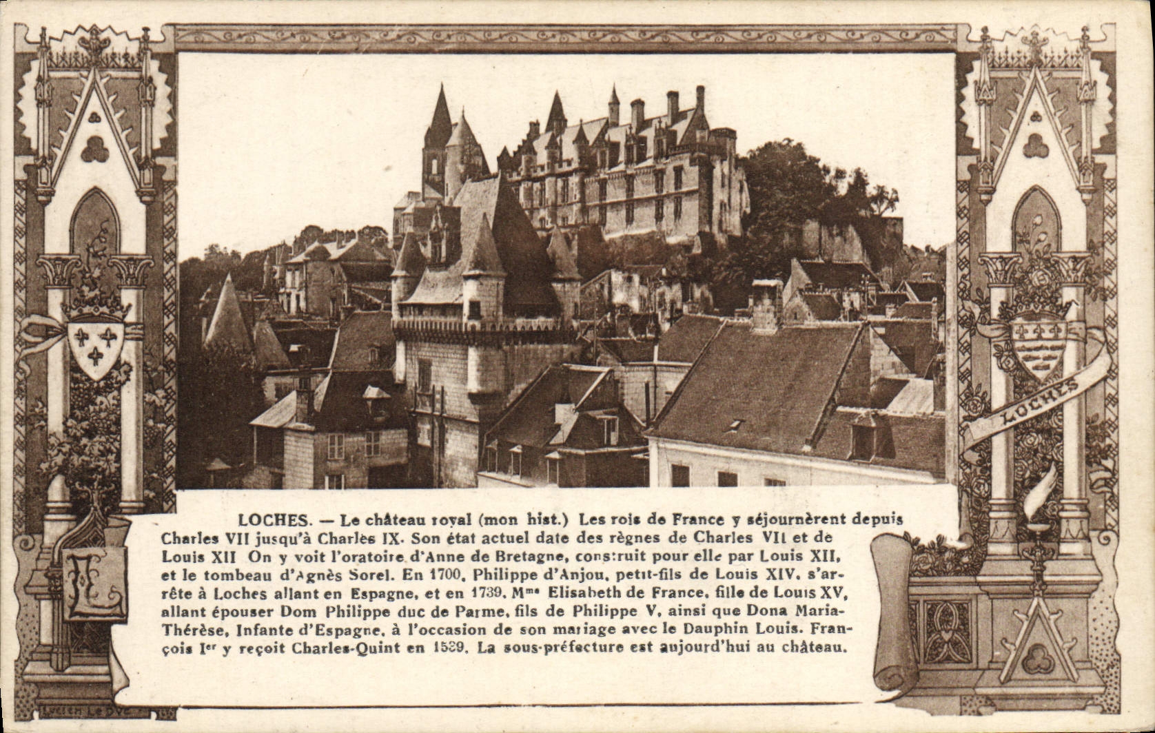 VINTAGE POSTCARD Loaches the Castle toyal