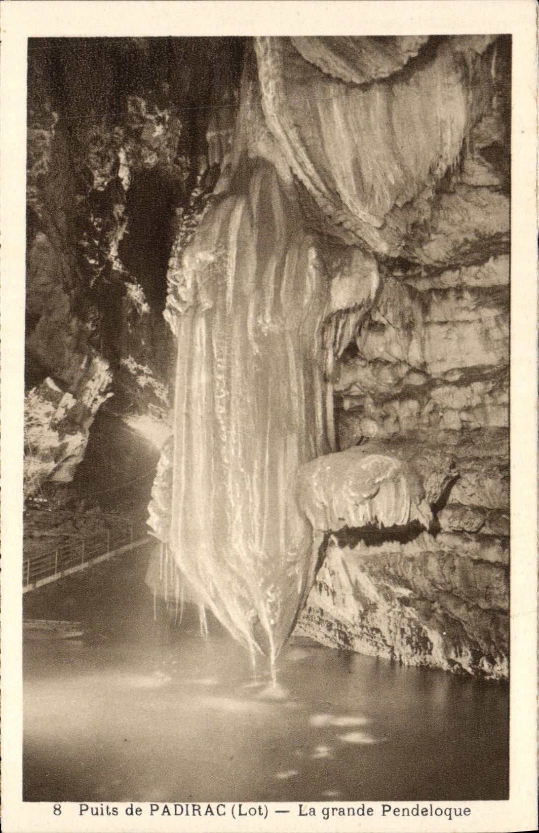 POSTAL de la VENDIMIA bien de Padirac Pendeloque grande