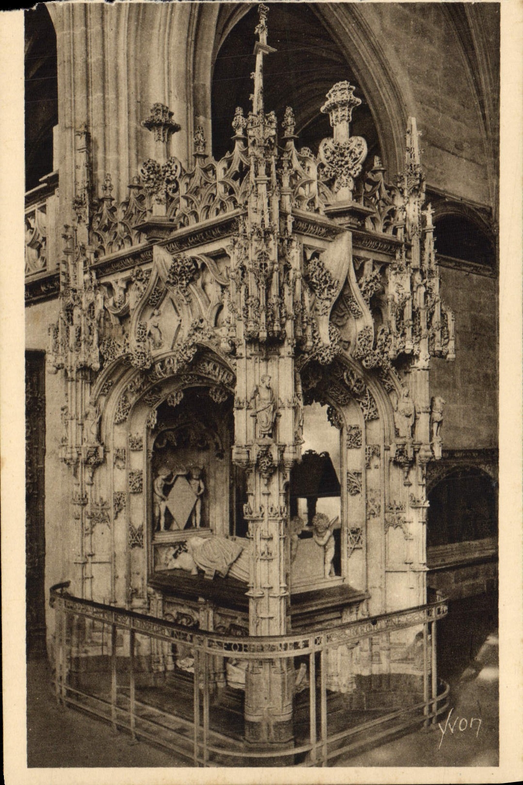 CPA Bourg Eglise de Brou Mausolee de Marguerite d'Autriche 