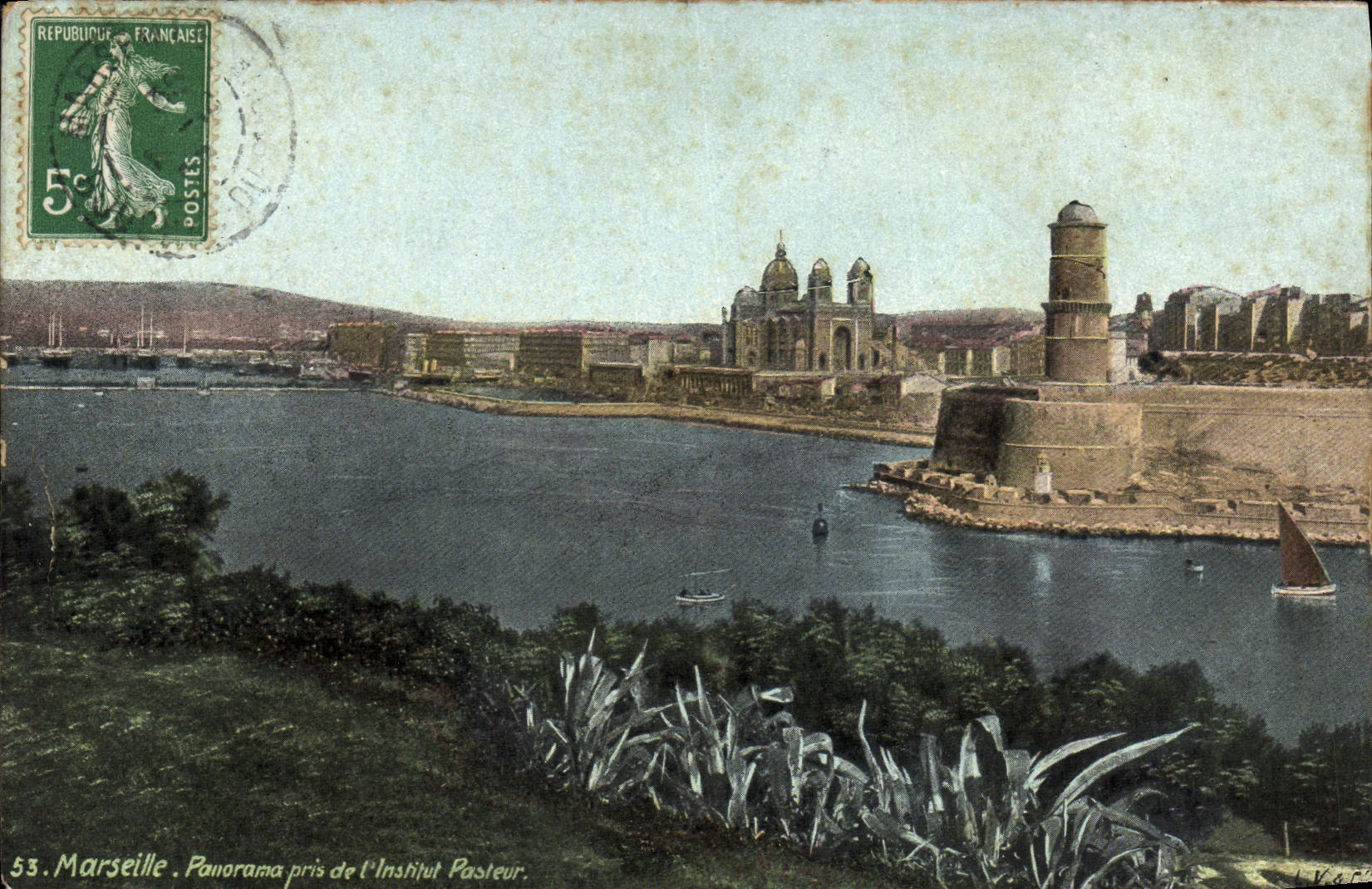 CPA Marseille Panorama pris de l'institut Pasteur