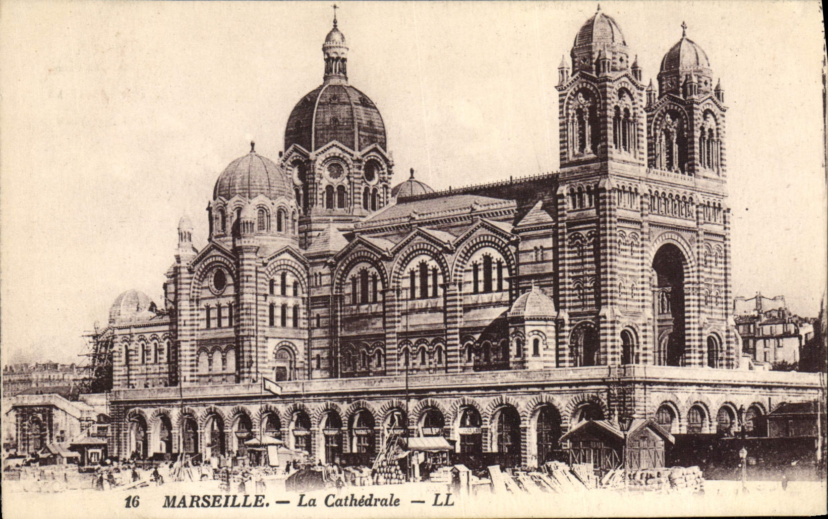 CPA Marseille La Cathedrale
