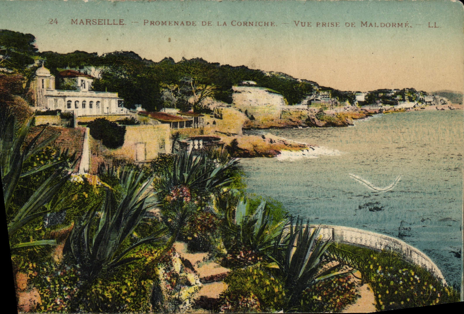 Caminata de Marsella de la POSTAL de la VENDIMIA de la cornisa vista de Maldorme