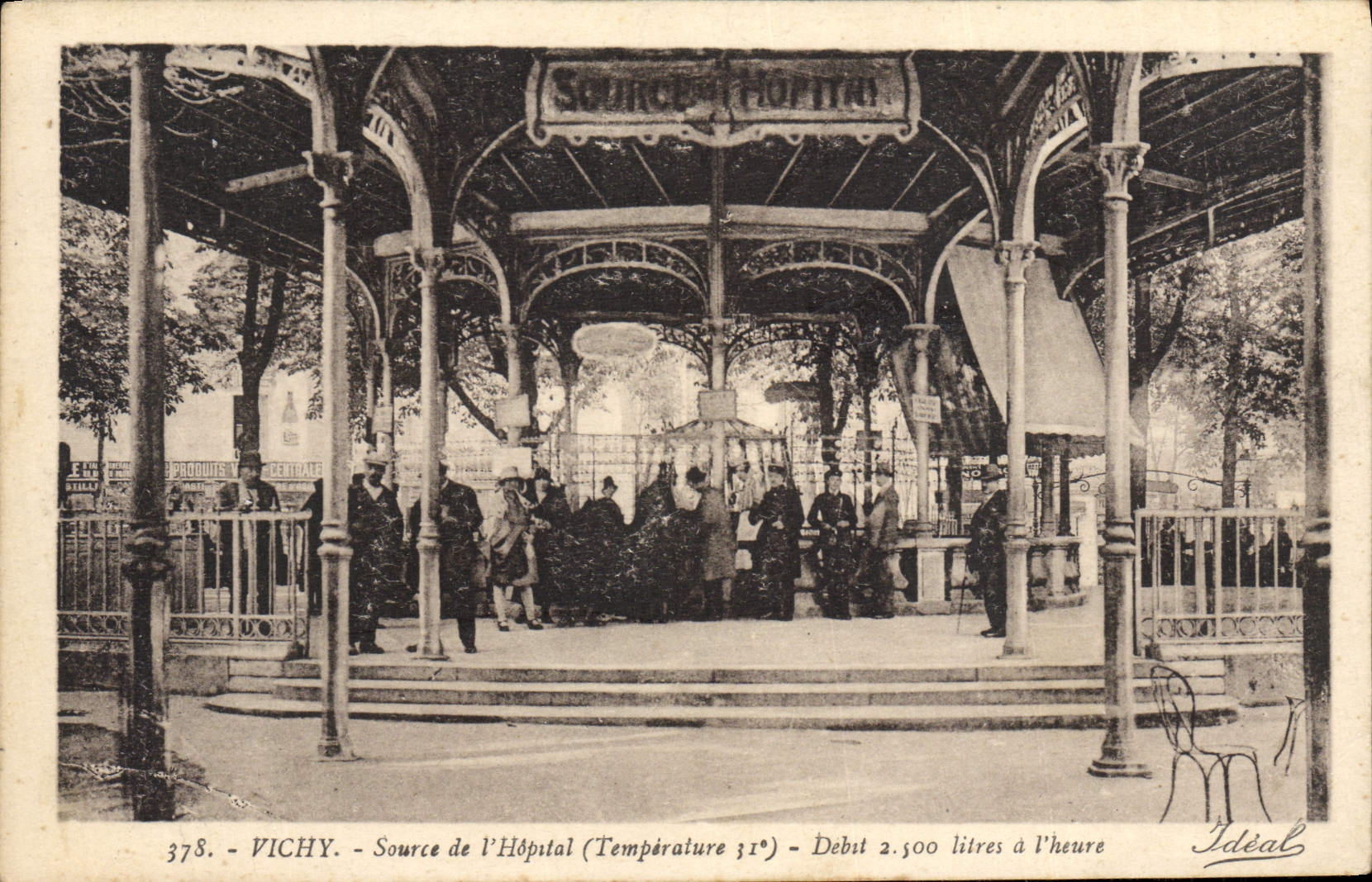 CPA Vichy Source de l'hopital