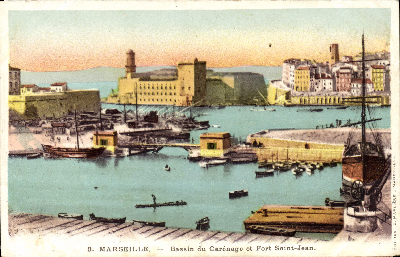CPA Marseille Bassin Du Carenage Et Fort Saitn Jean Bateaux