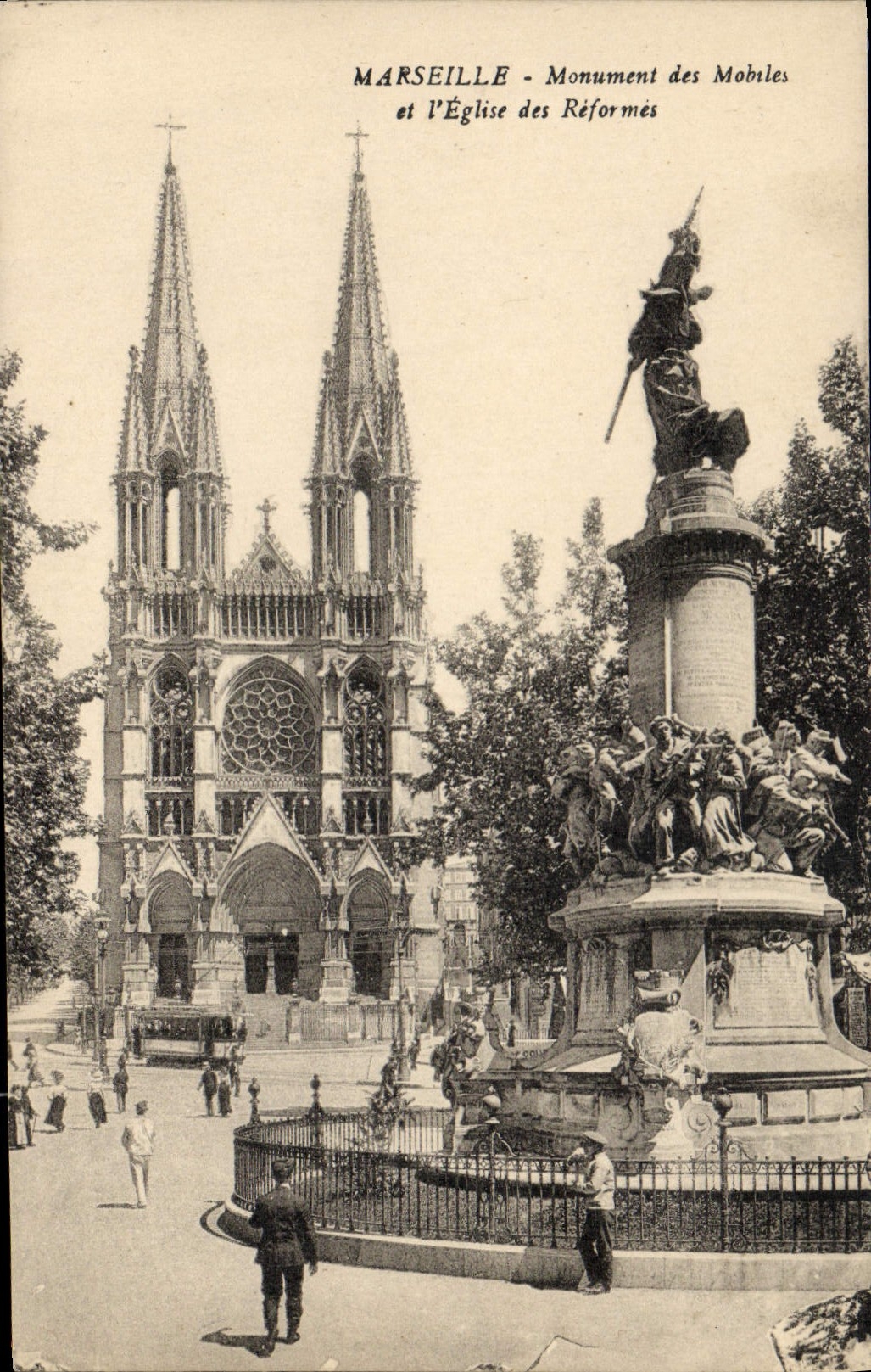 CPA Marseille Monument Des Mobile et l'eglise des Reformes 