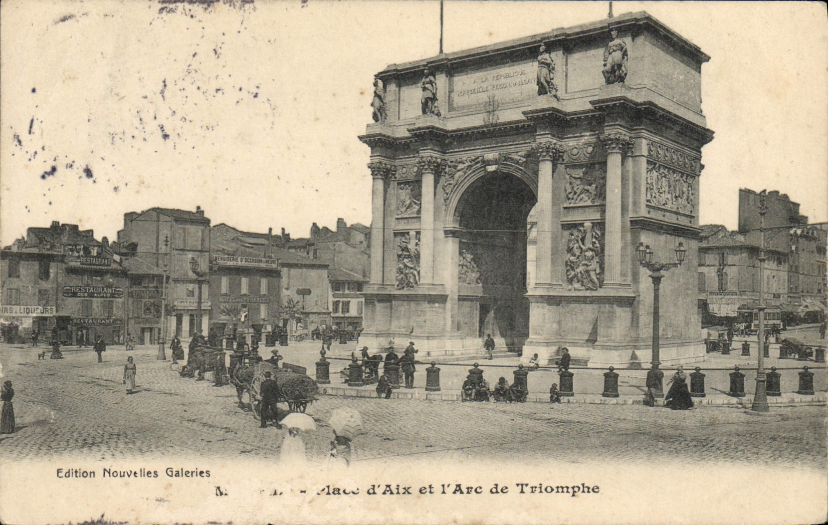 CPA Marseille Place Aix Et I'Arc De Triomphe