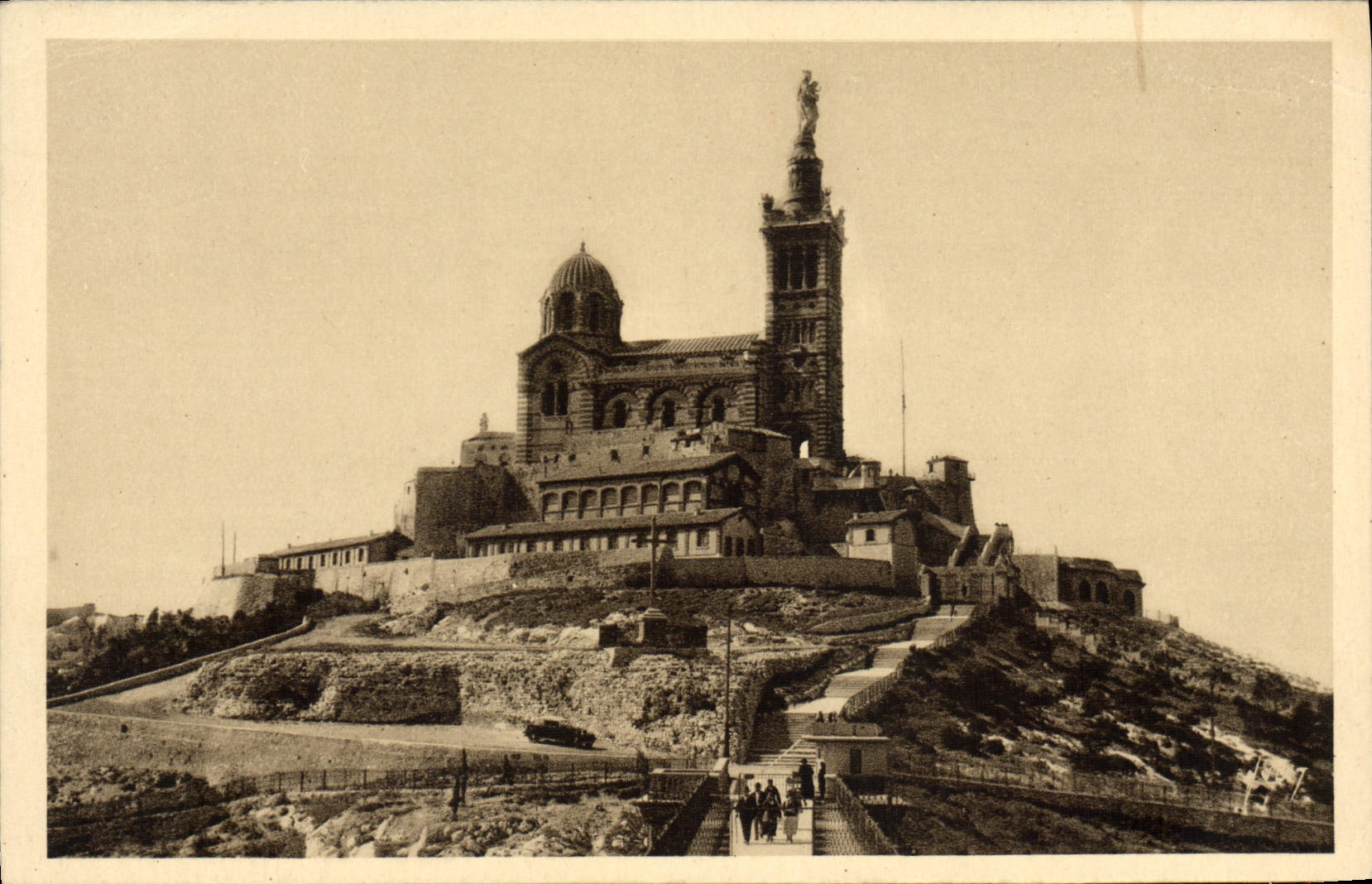 CPA Marseille ND De La Garde La Basilique