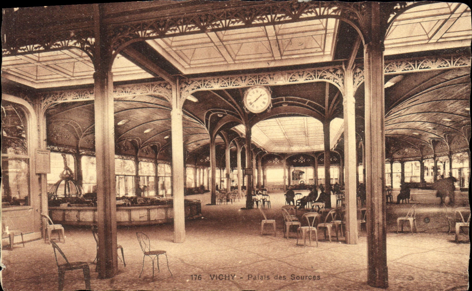 CPA Vichy Palais Des Sources