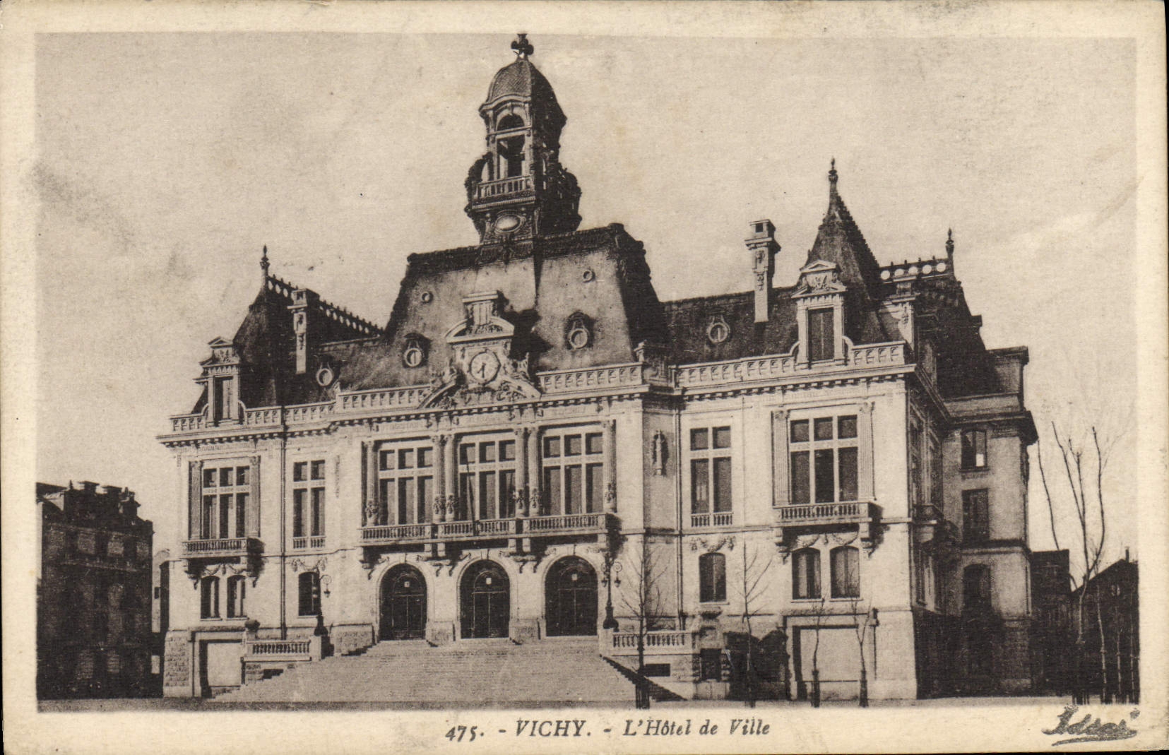 CPA Vichy L'Hotel De Ville