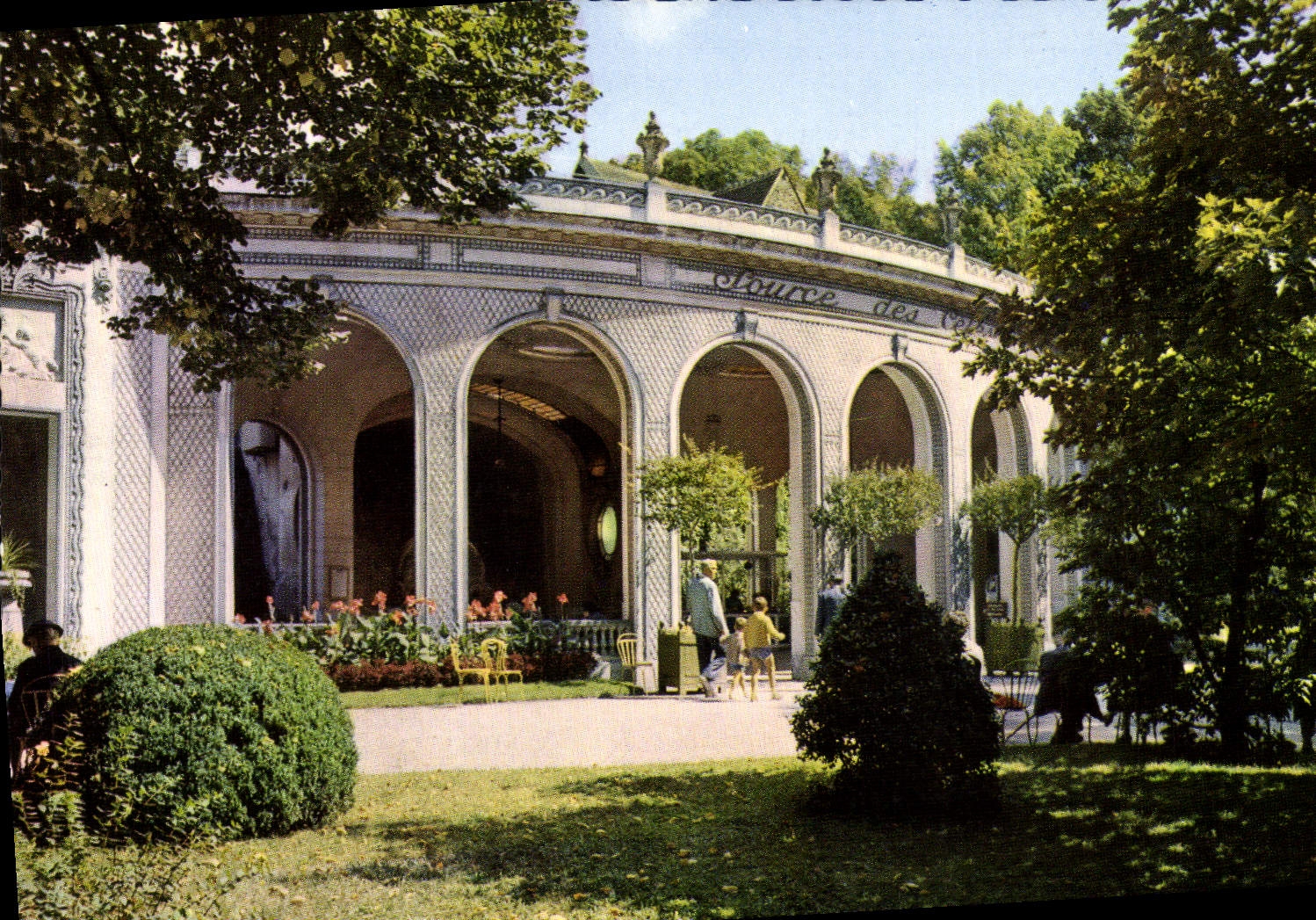 CPM Vichy Source Celestin