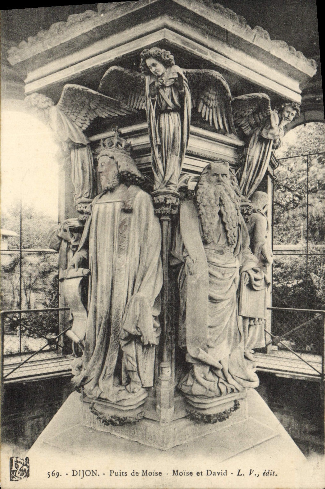CPA Dijon Puits De Moise et David