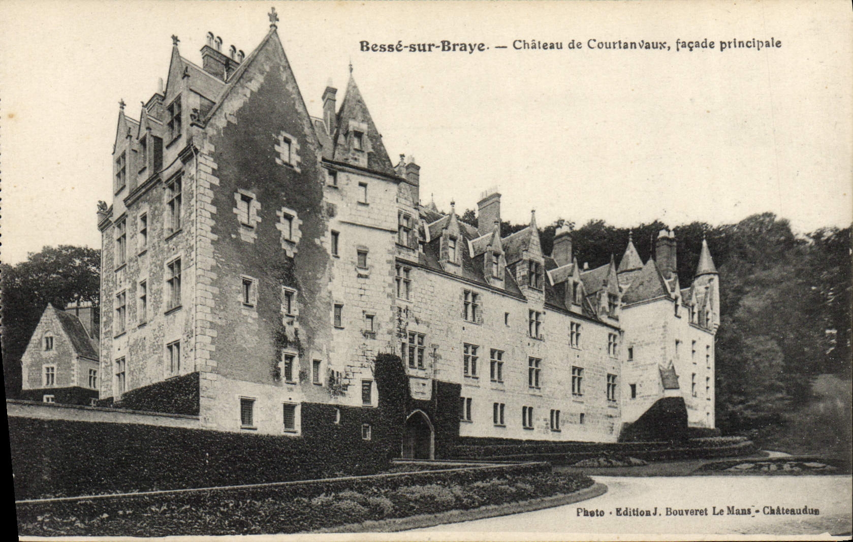 POSTAL Besse de la VENDIMIA en el ataque frontal de Sling Castle De Courtanvaux Principal