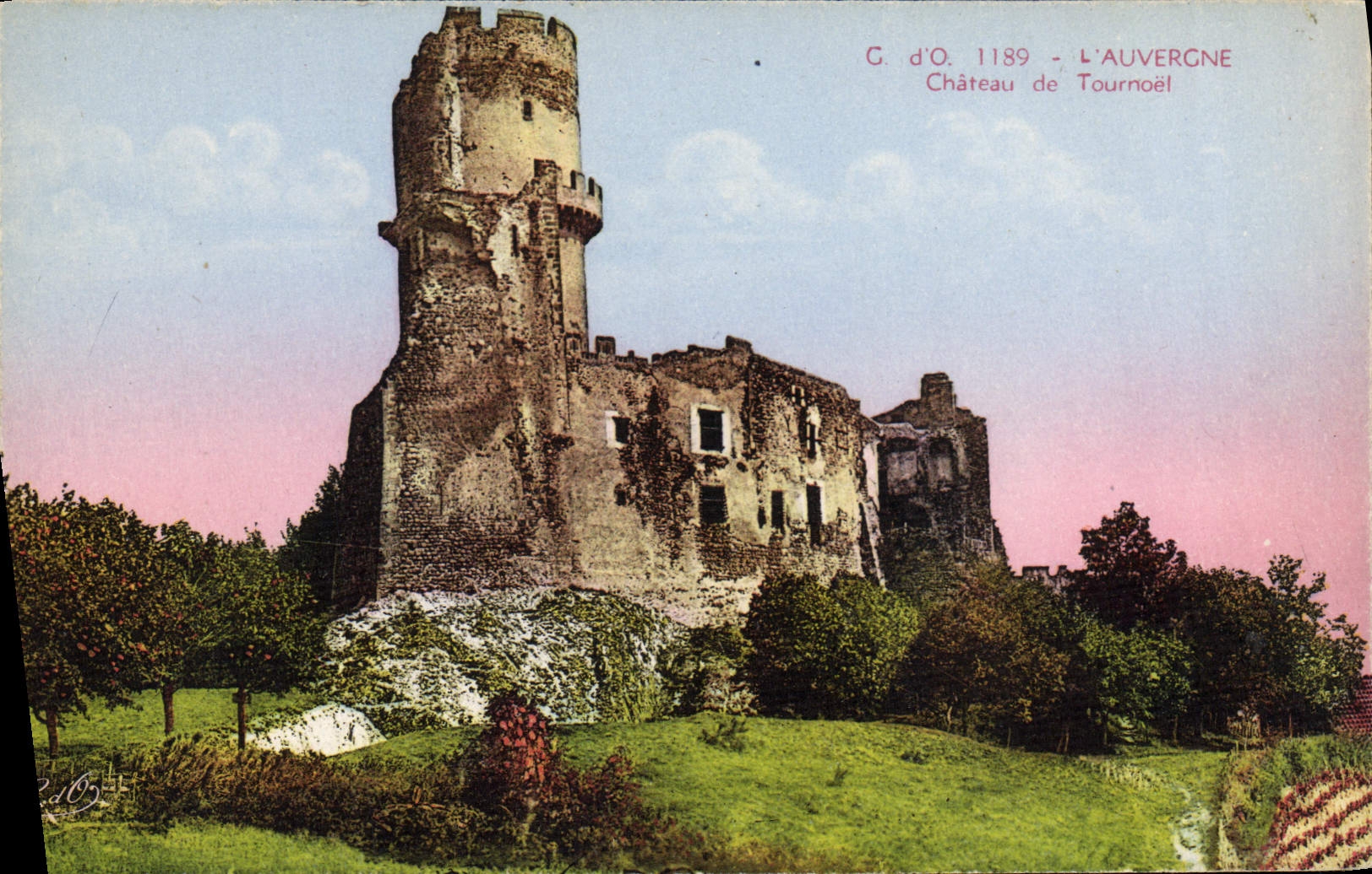 CPA L'Auvergne Chateau De Tournoel