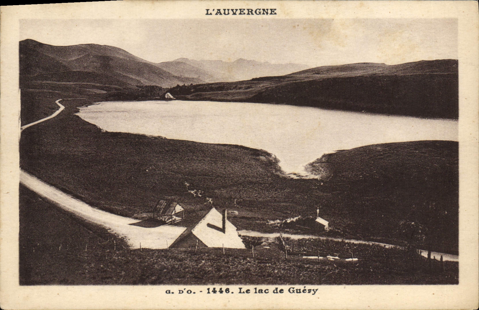 CPA L'Auvergne Le Lac De Guery