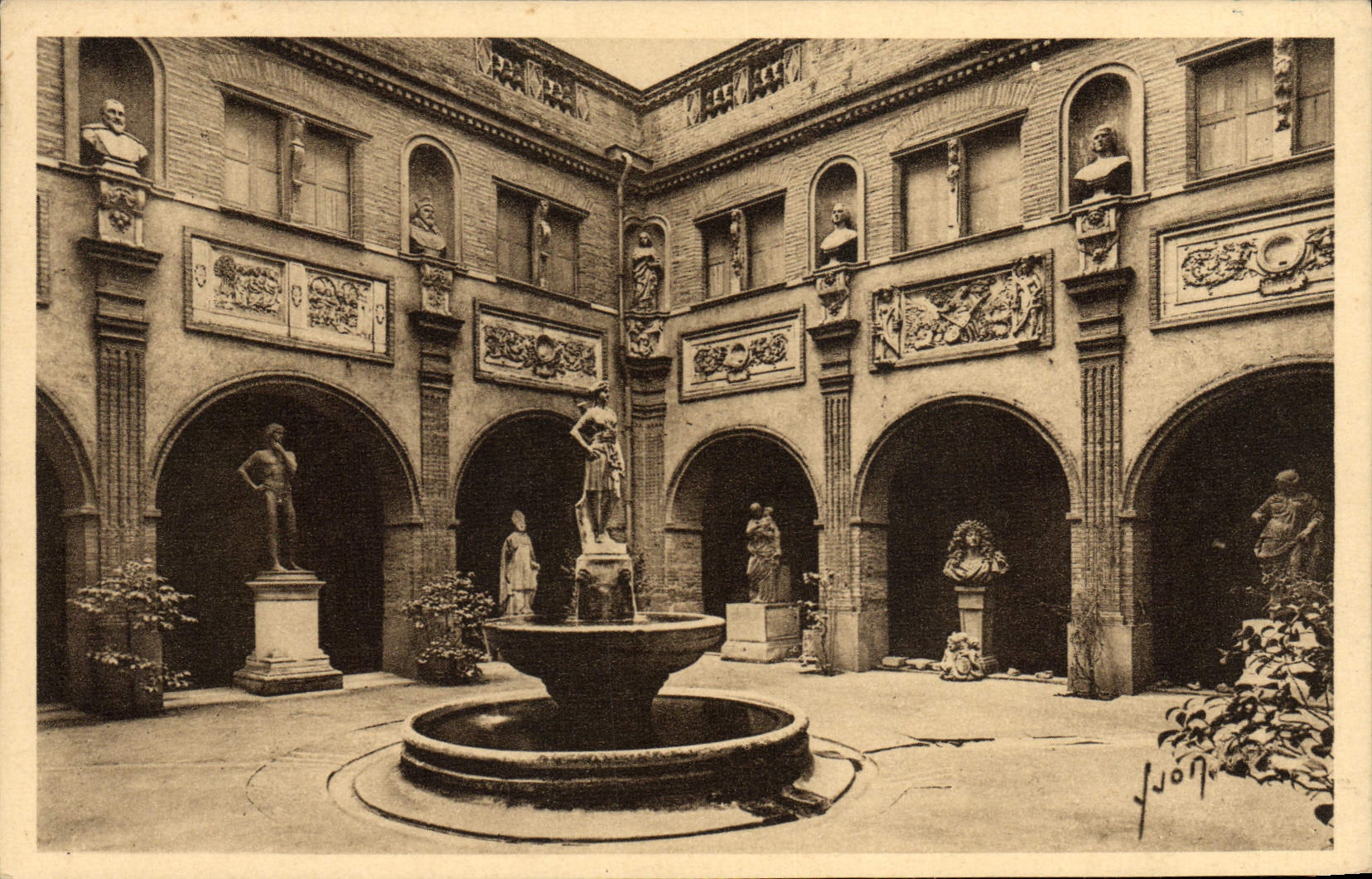 CPA Toulouse Le Petit Cloitre Du Musee